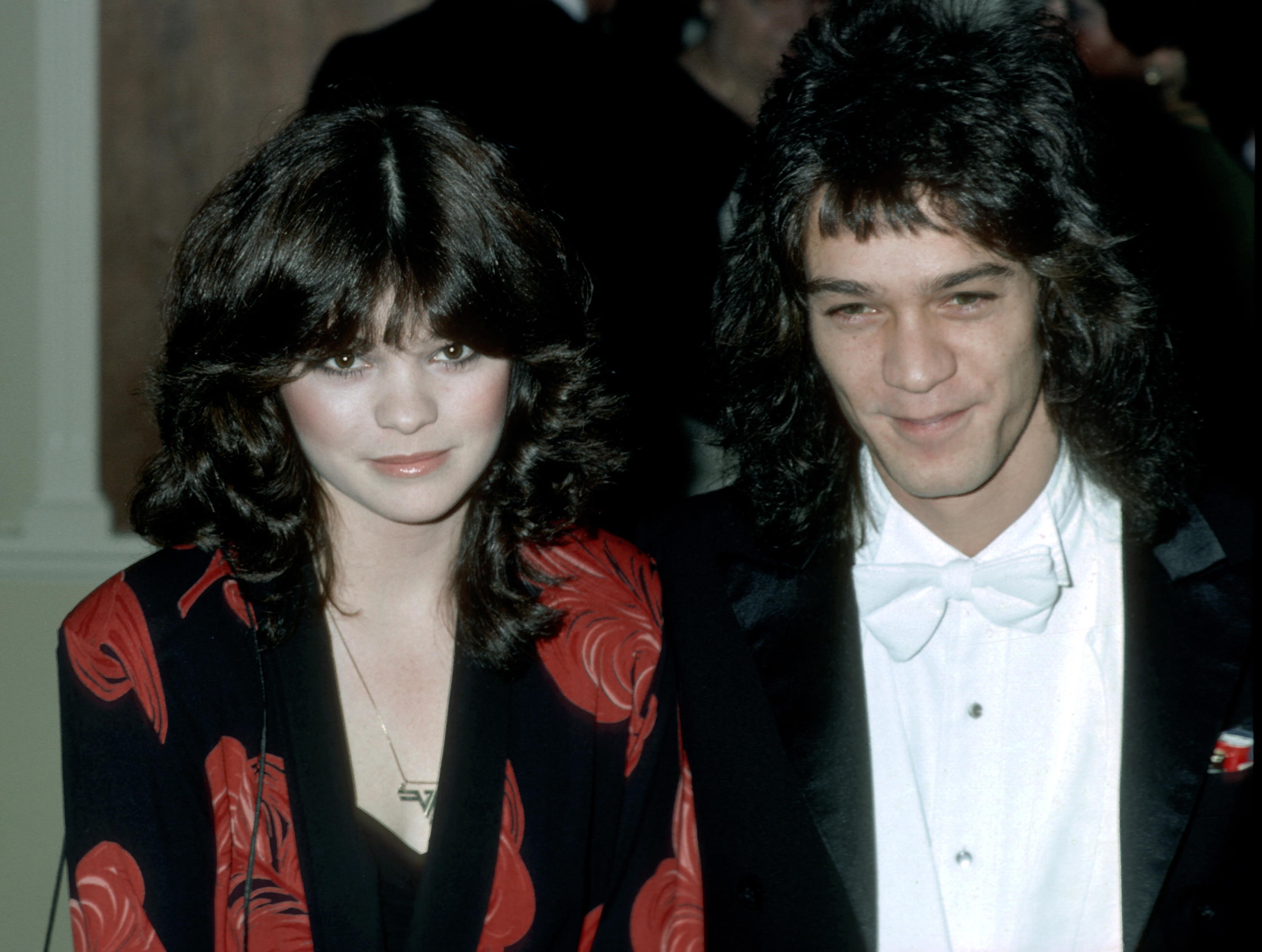 Valerie Bertinelli und Eddie Van Halen bei den 38. jährlichen Golden Globe Awards in Beverly Hills, Kalifornien 1981. | Quelle: Getty Images