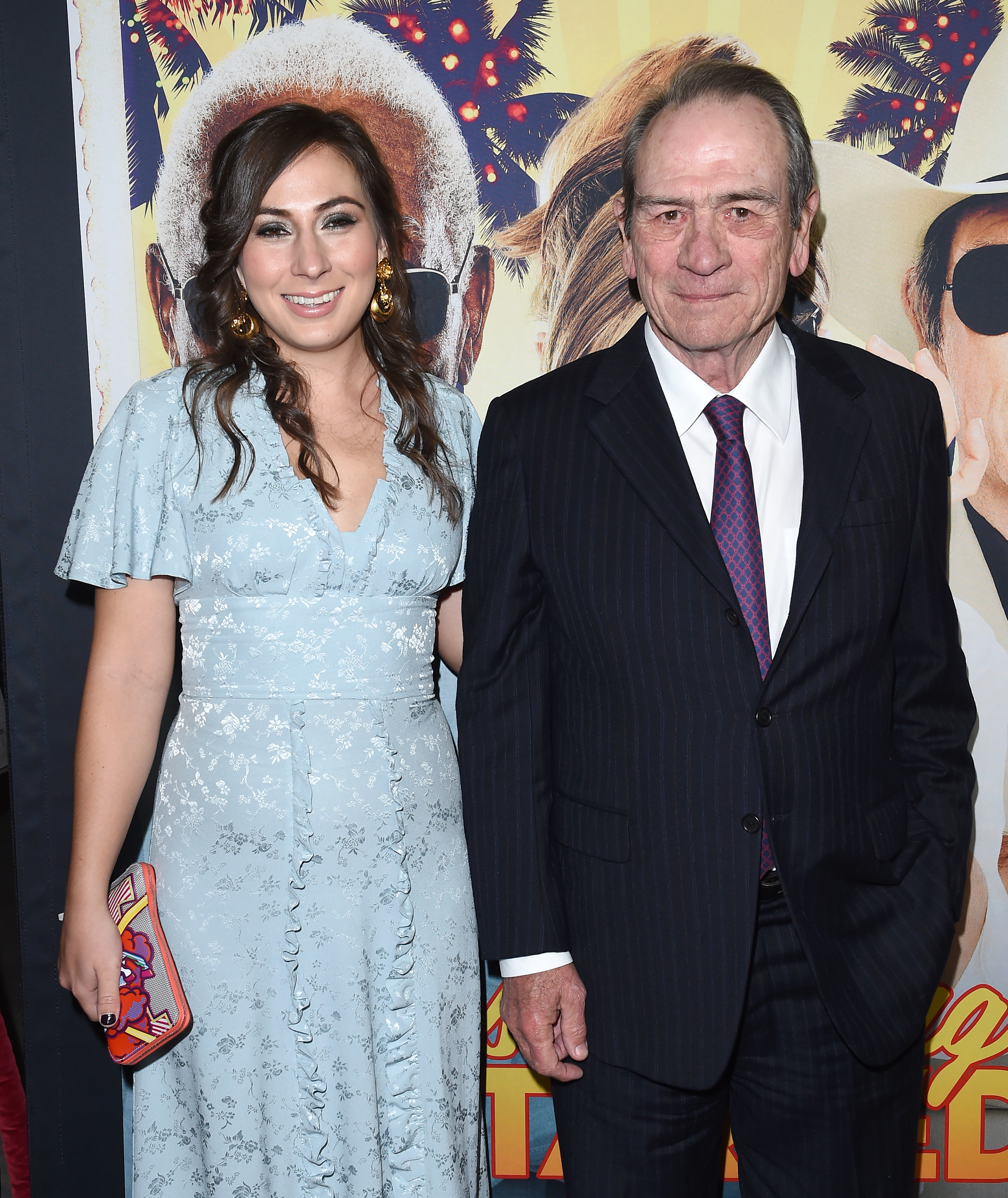 Victoria und Tommy Lee Jones bei der Premiere von "Just Getting Started" am 7. Dezember 2017 in Hollywood, Kalifornien. | Quelle: Getty Images