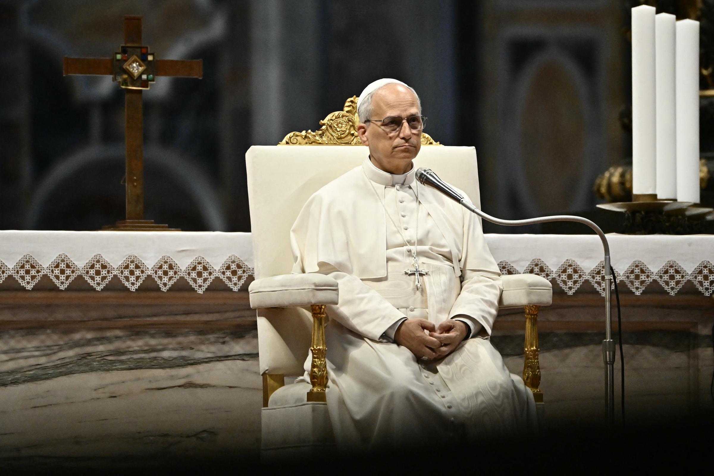 Papst Leo XIV. leitet eine Jubiläumsaudienz am 14. Juni 2025 im Petersdom im Vatikan | Quelle: Getty Images