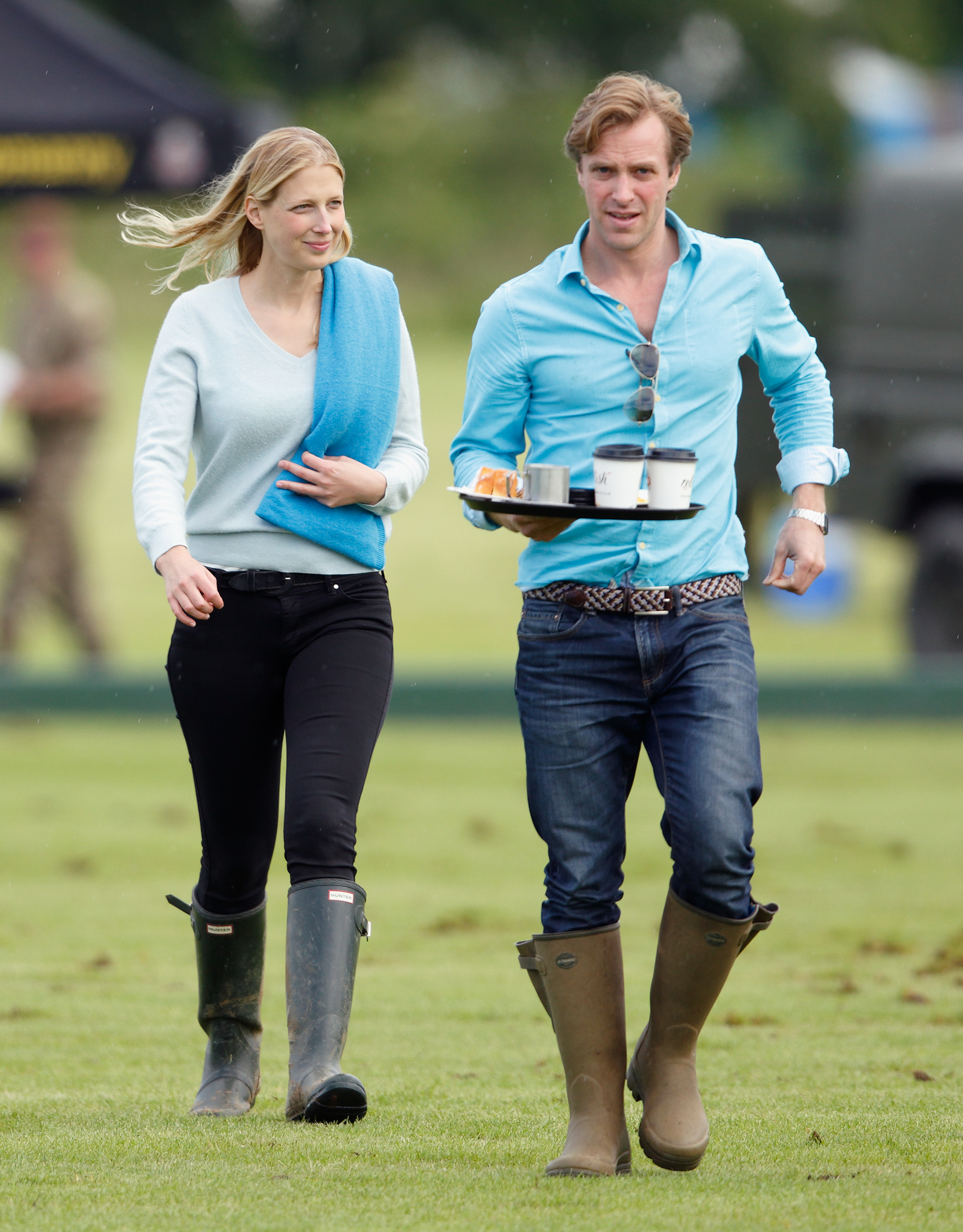 Lady Gabriella Windsor und Tom Kingston besuchen das Polospiel um die Jerudong Trophy im Cirencester Park Polo Club am 25. Juni 2016 in Cirencester, England. | Quelle: Getty Images