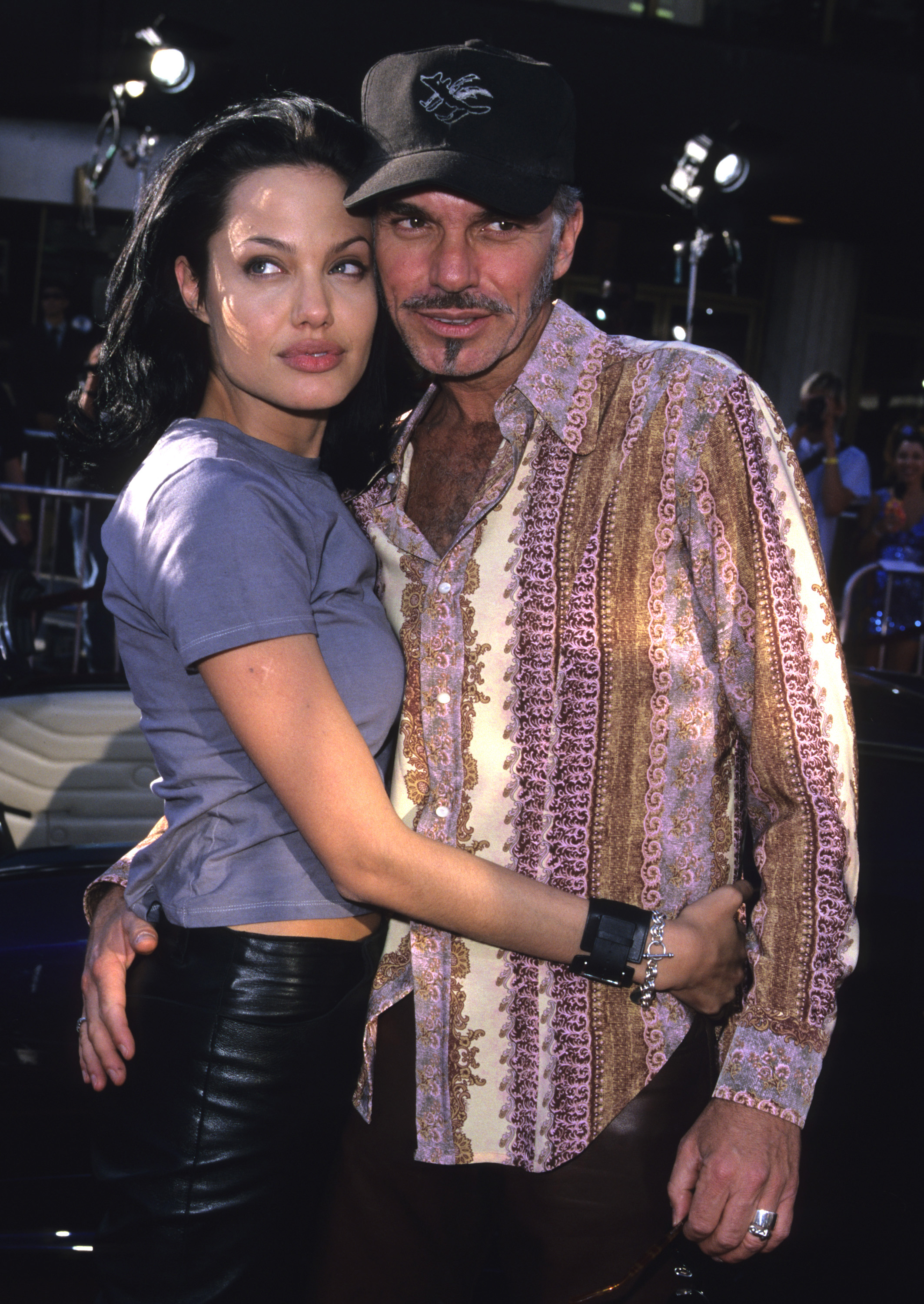 Angelina Jolie und Billy Bob Thornton während der "Gone in 60 Seconds"-Premiere im National Theater in Westwood, Kalifornien am 5. Juni 2000 | Quelle: Getty Images