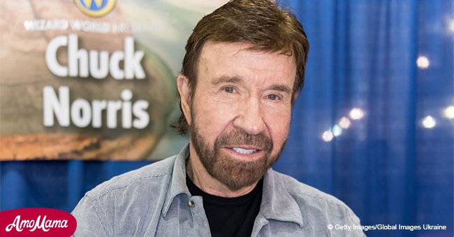 Chuck Norris' außereheliches Kind hat sich ihm mit einem Brief offenbart und hat eine unerwartete Reaktion erhalten
