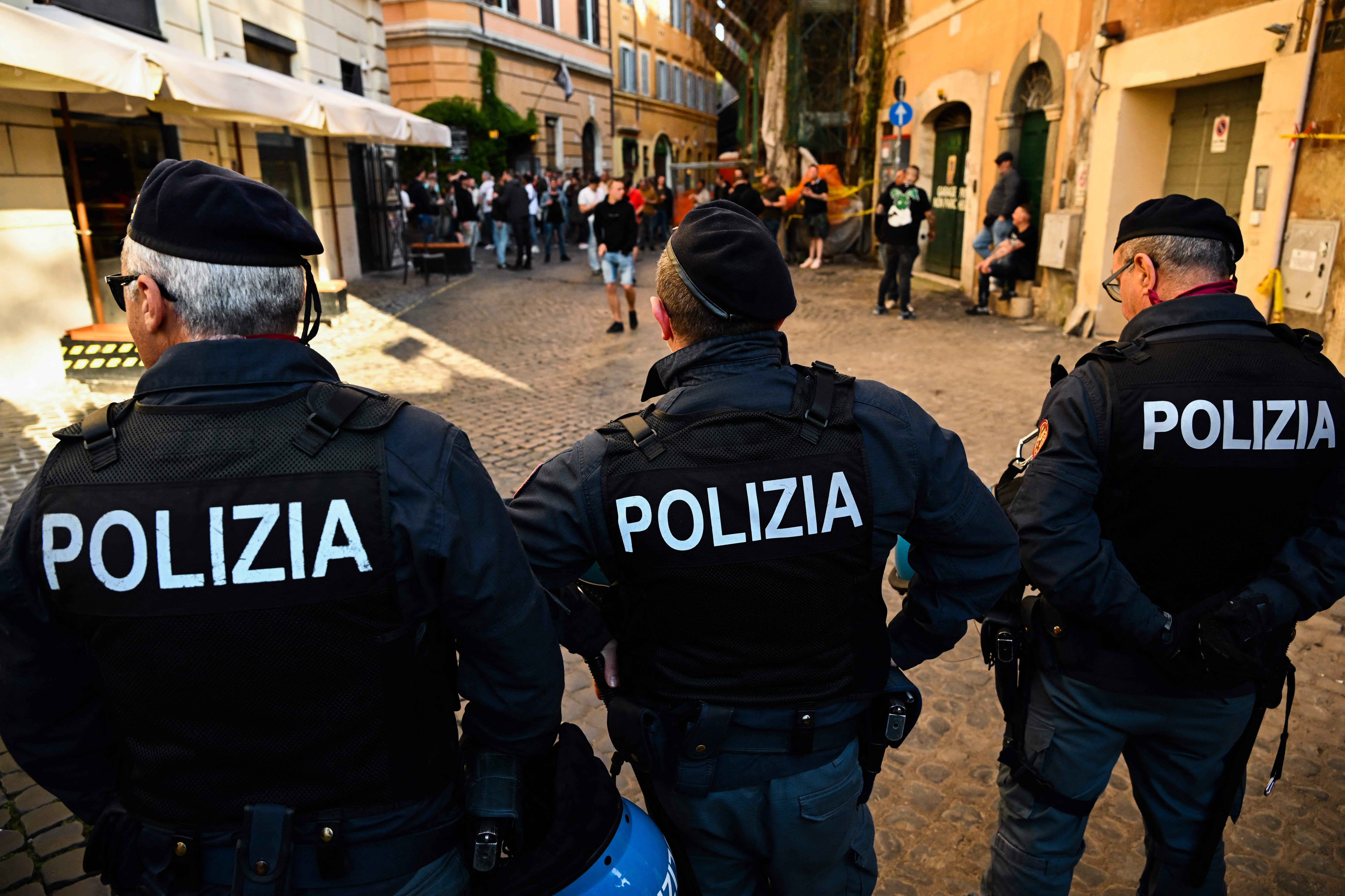 Italienische Polizeibeamte (Symbolbild) | Quelle: Getty Images