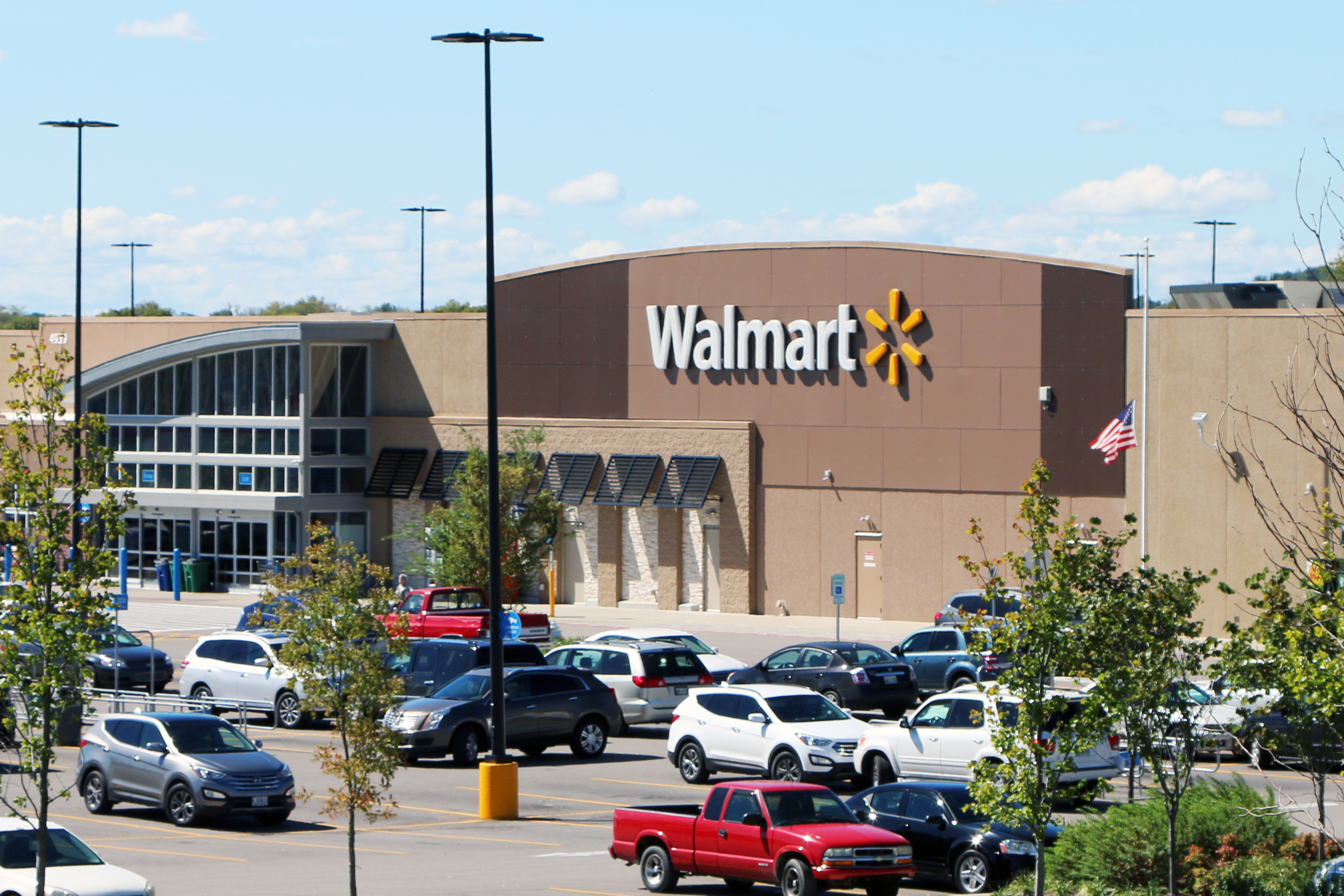 Ein Walmart-Parkplatz | Quelle: Shutterstock