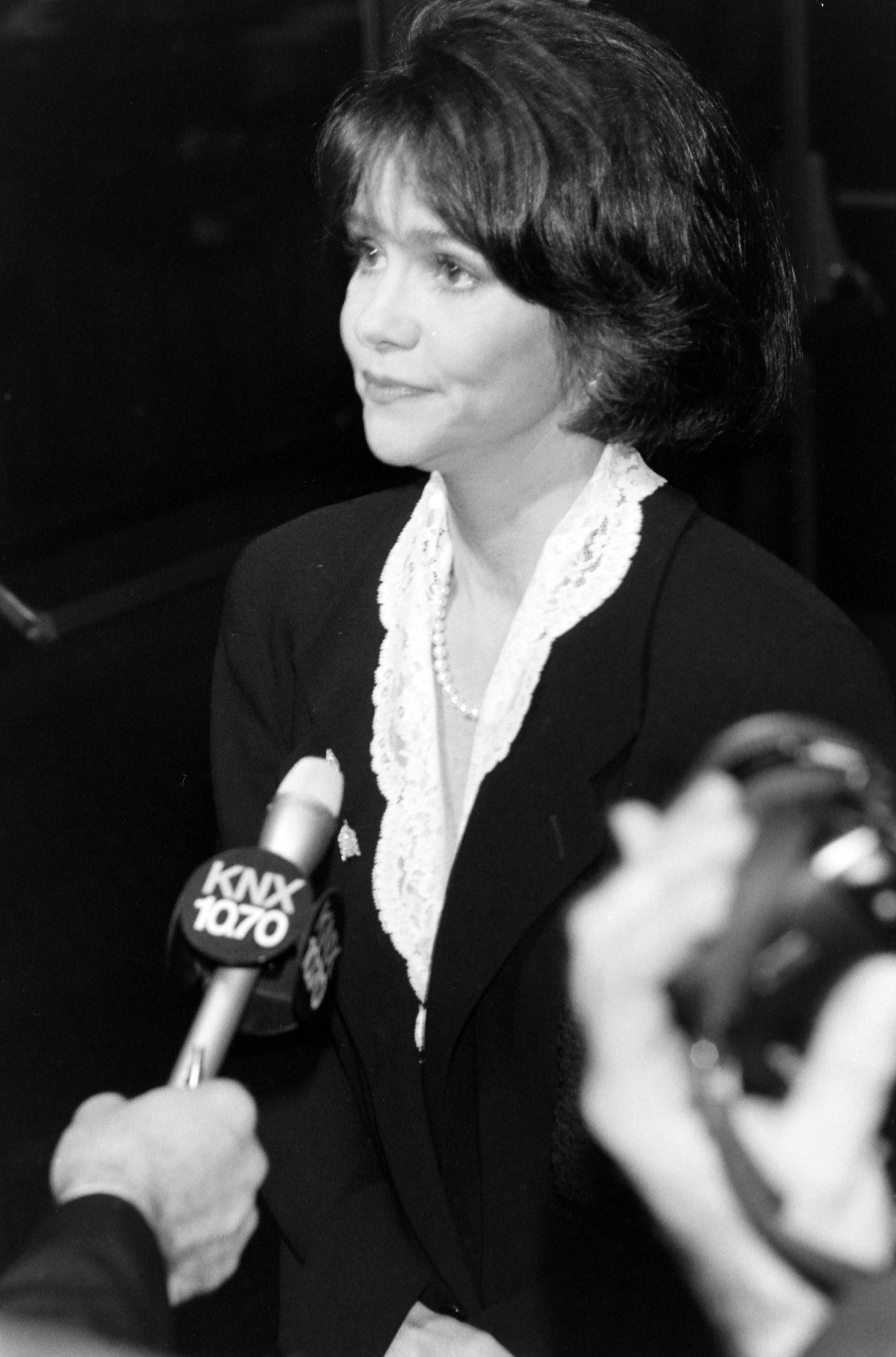 Sally Field bei der AMPAS-Gala 1993 zur Feier der Oscar-Preisträgerinnen am 28. Januar 1993 | Quelle: Getty Images