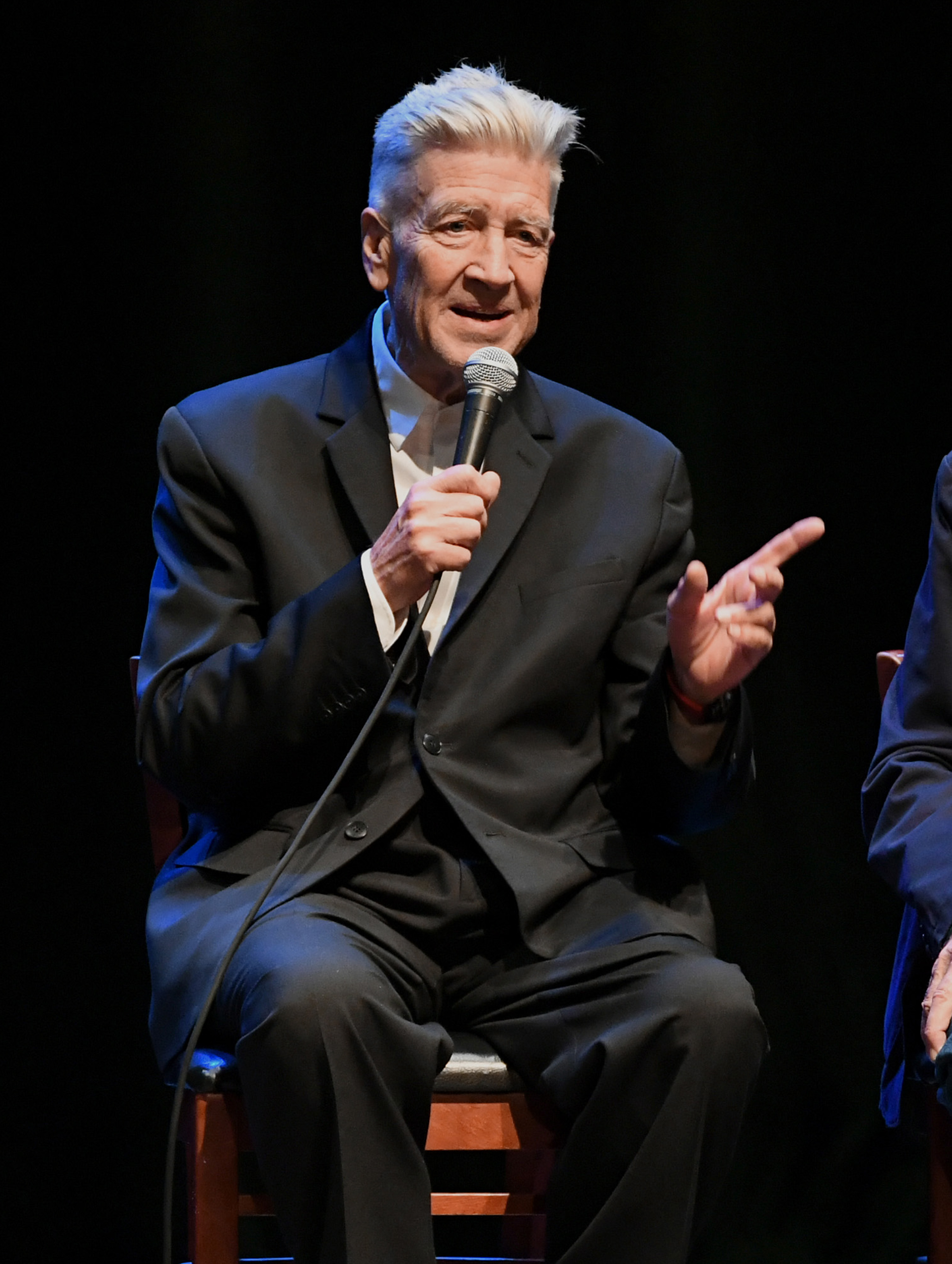 David Lynch spricht auf der Bühne im Saban Theatre in Beverly Hills, Kalifornien, am 29. Oktober 2019 | Quelle: Getty Images