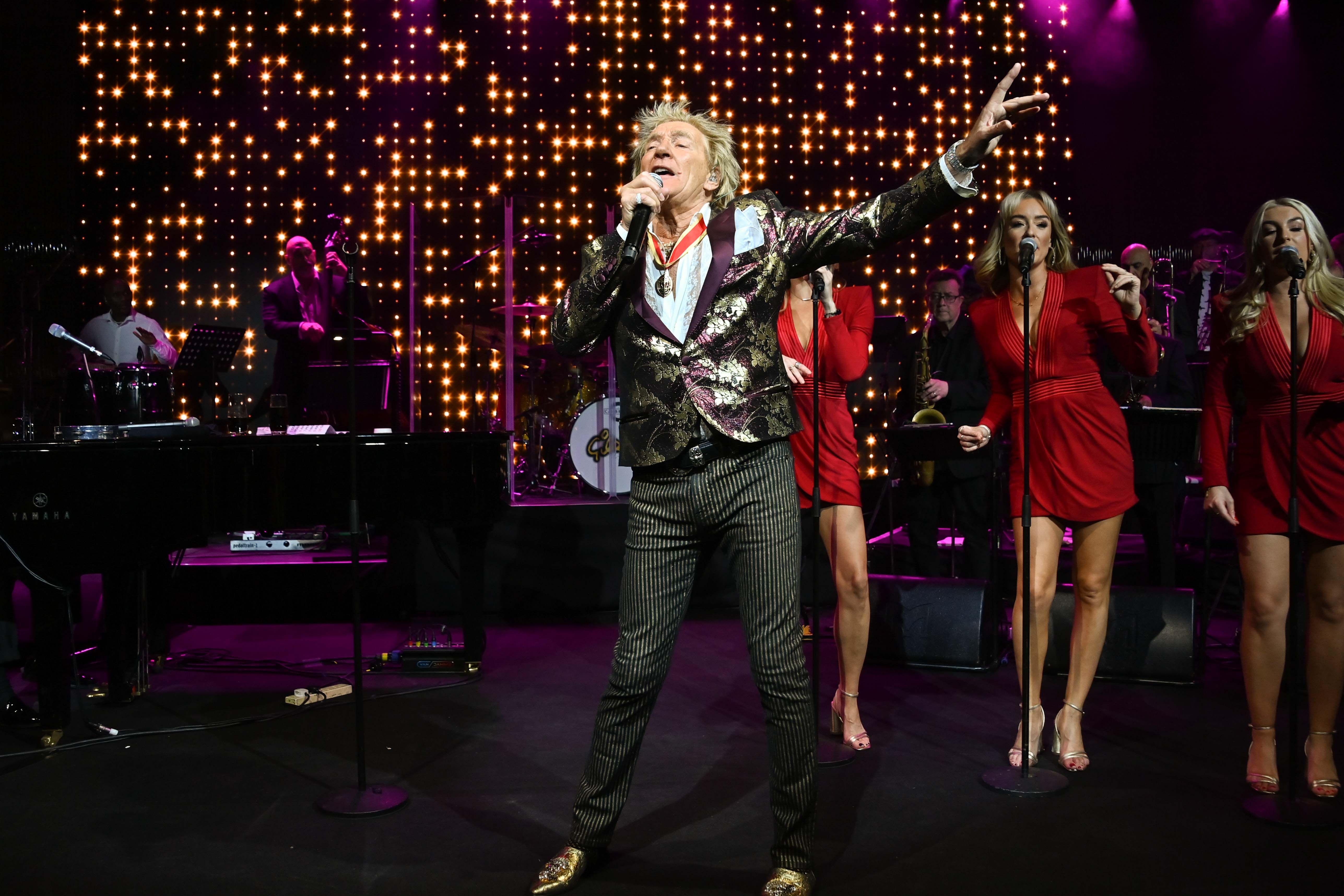 Rod Stewart bei einem Auftritt beim The Prince's Trust Invest In Futures Gala Dinner am 29. Februar 2024 in London, England. | Quelle: Getty Images