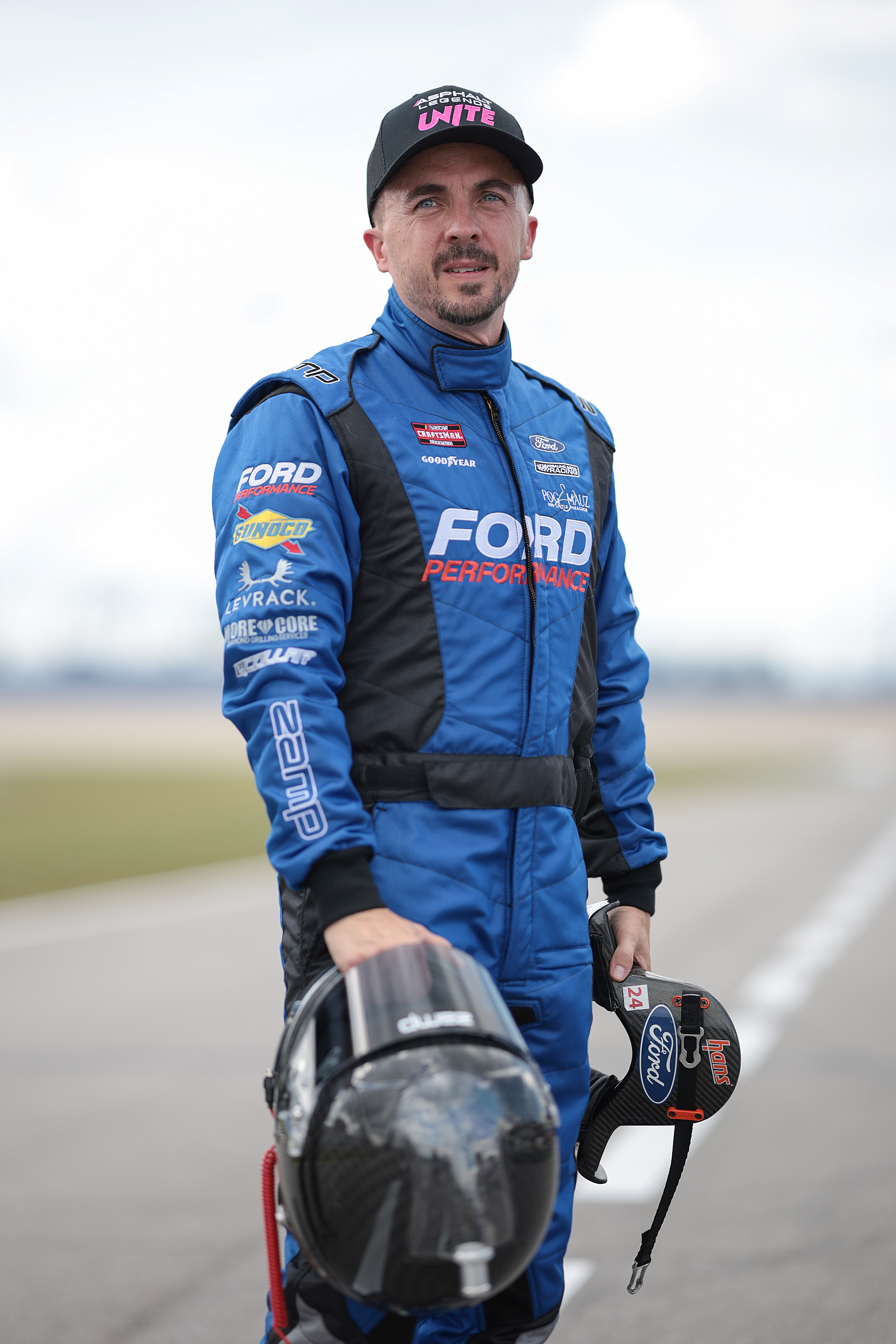 Frankie Muniz bei den NAStruck Craftsman Truck Series Rackley Roofing 200 am 28. Juni 2024 in Lebanon, Tennessee. | Quelle: Getty Images