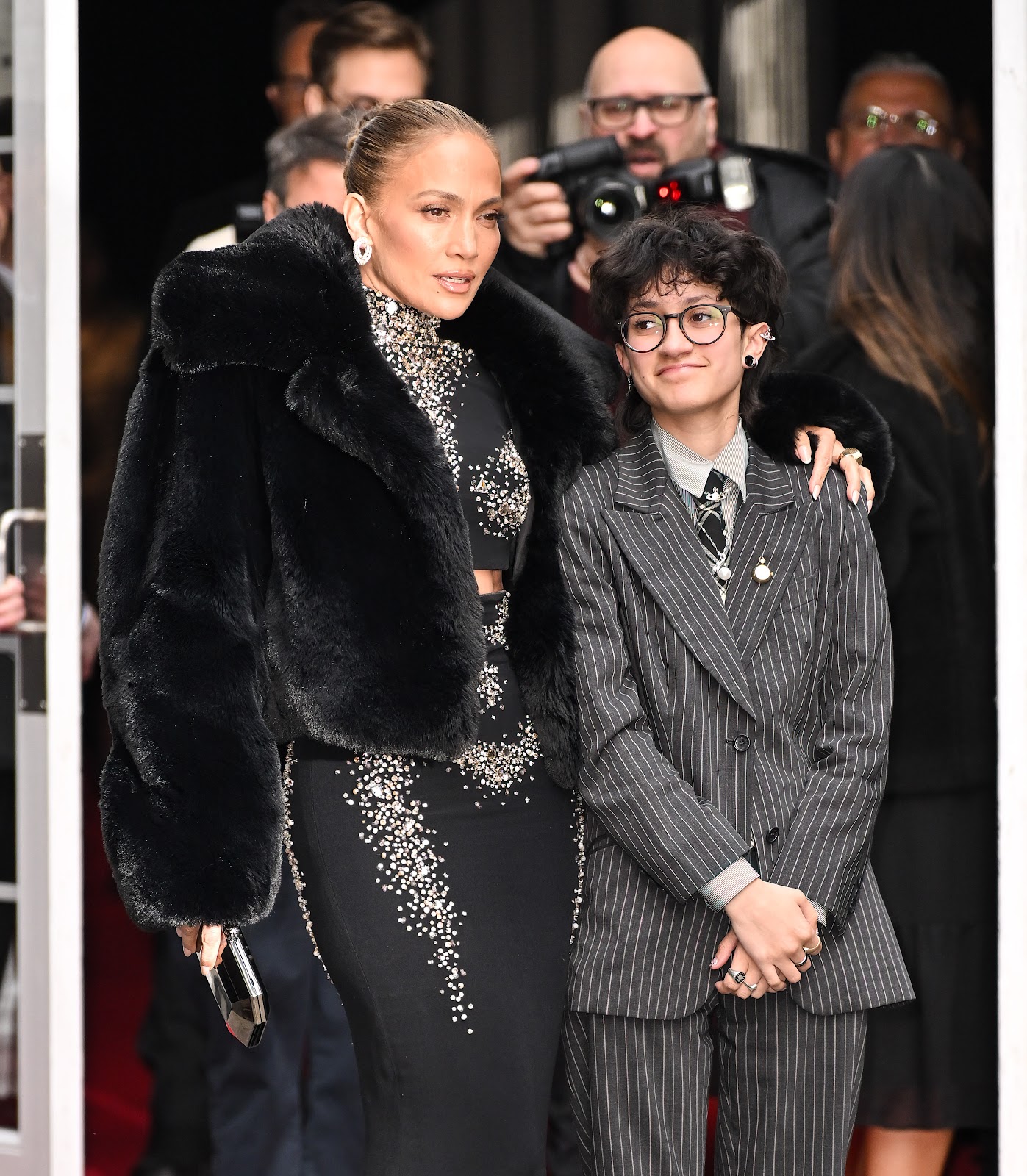 Jennifer Lopez Geht Mit Ihrer Tochter Emme Aus Und L st Eine Diskussion Aus Jennifer Lopez Geht Mit Ihrer Tochter Emme Aus Und L st Eine Diskussion Aus