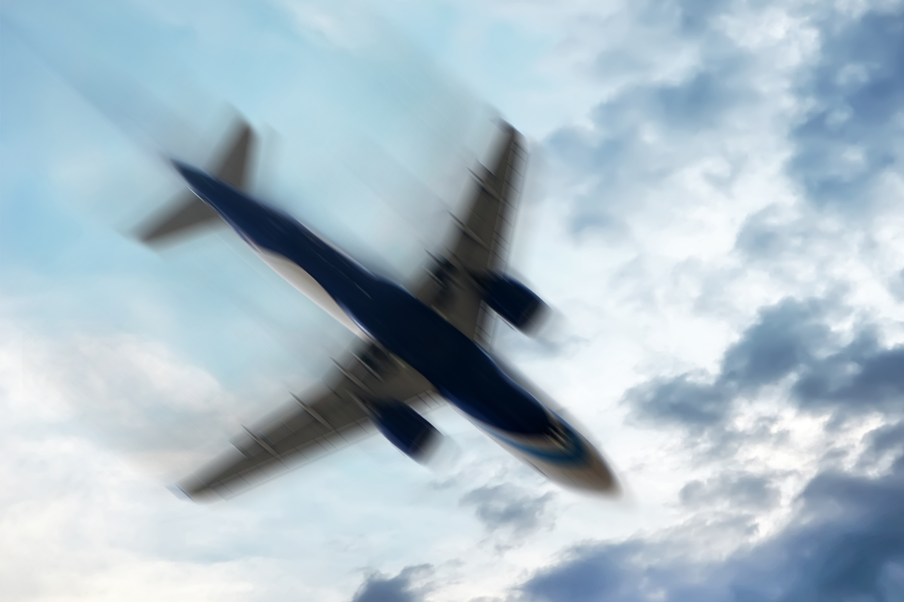 Das Flugzeug wackelt bei Turbulenzen | Quelle: Shutterstock