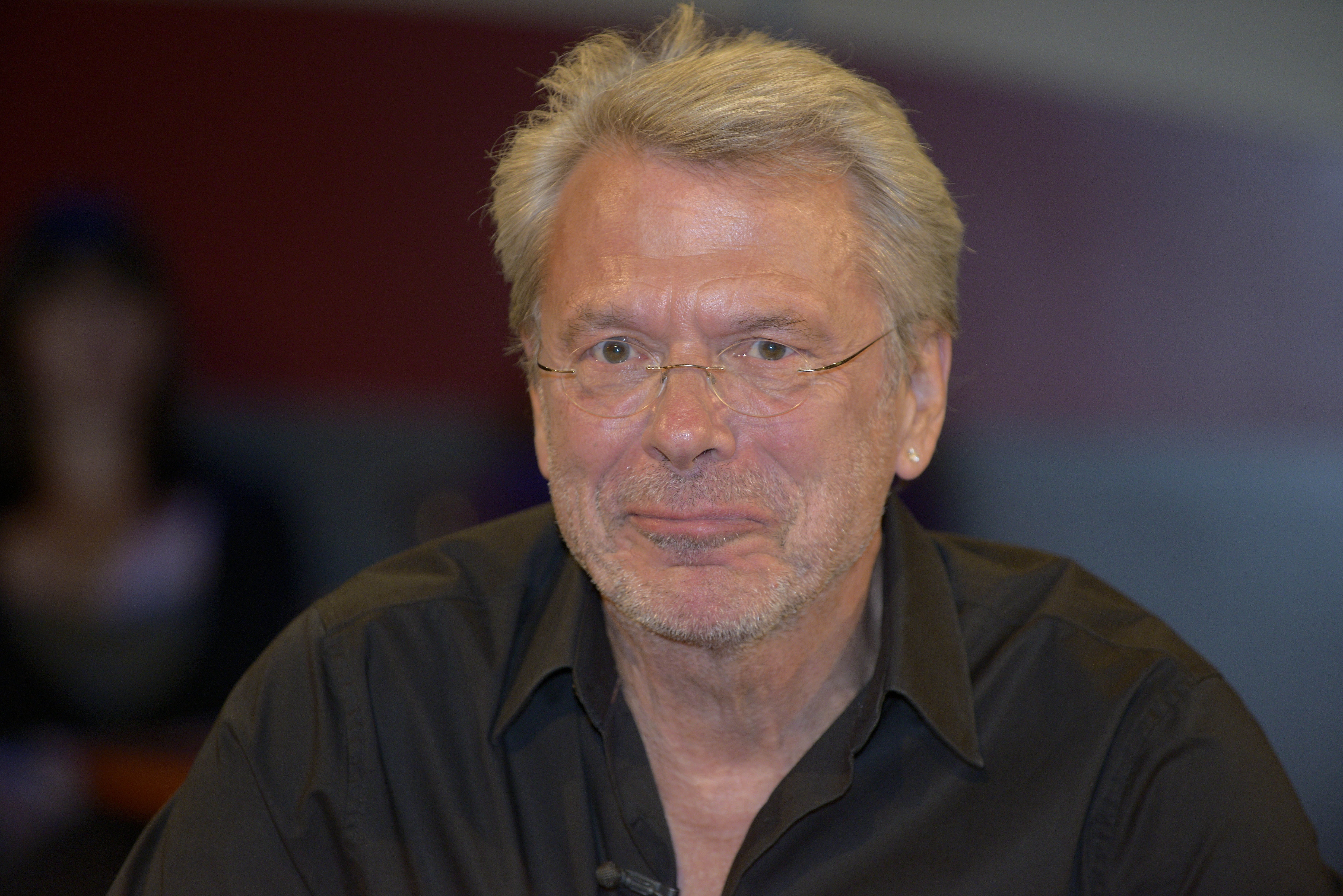 Reinhard Mey bei einer Talk-Show im Jahr 2013 | Quelle: Getty Images