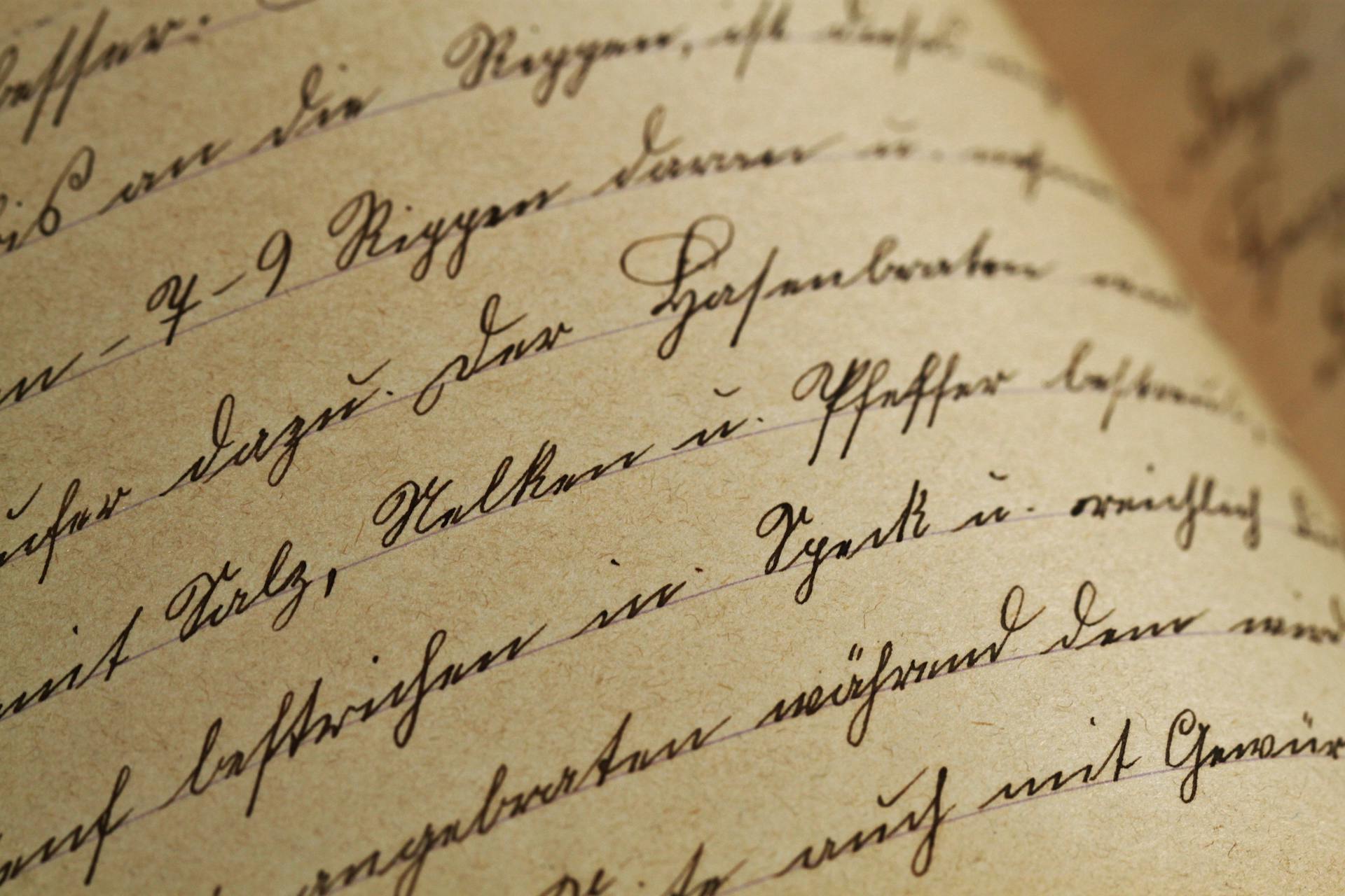 Eine Nahaufnahme der Handschrift einer Person | Quelle: Pexels