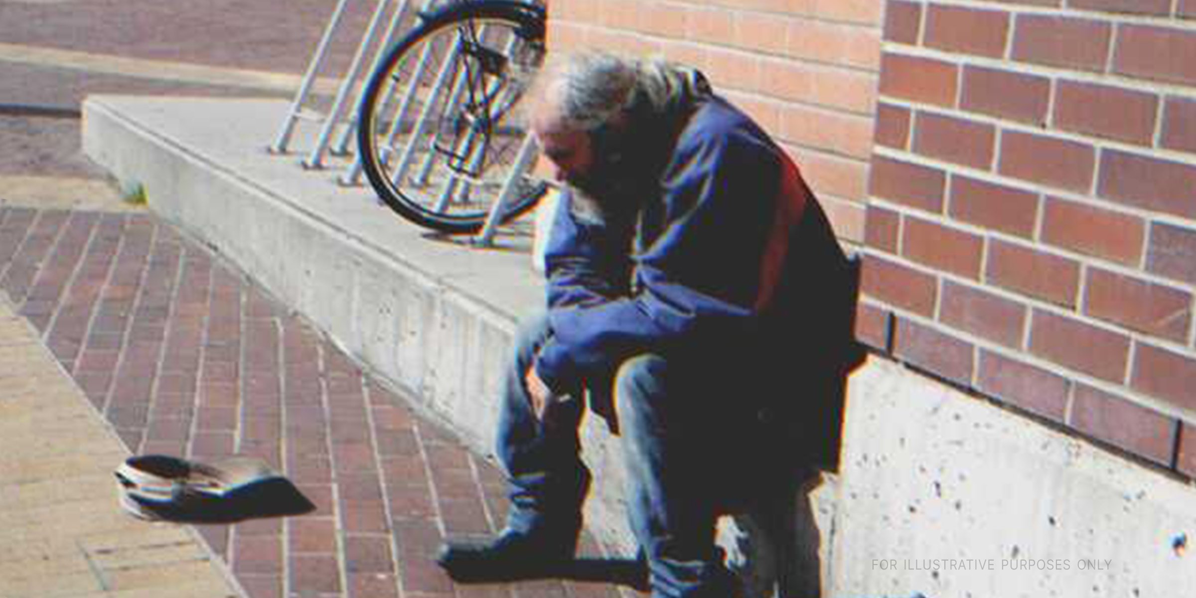 Obdachloser Mann | Quelle: Flickr / flightlog