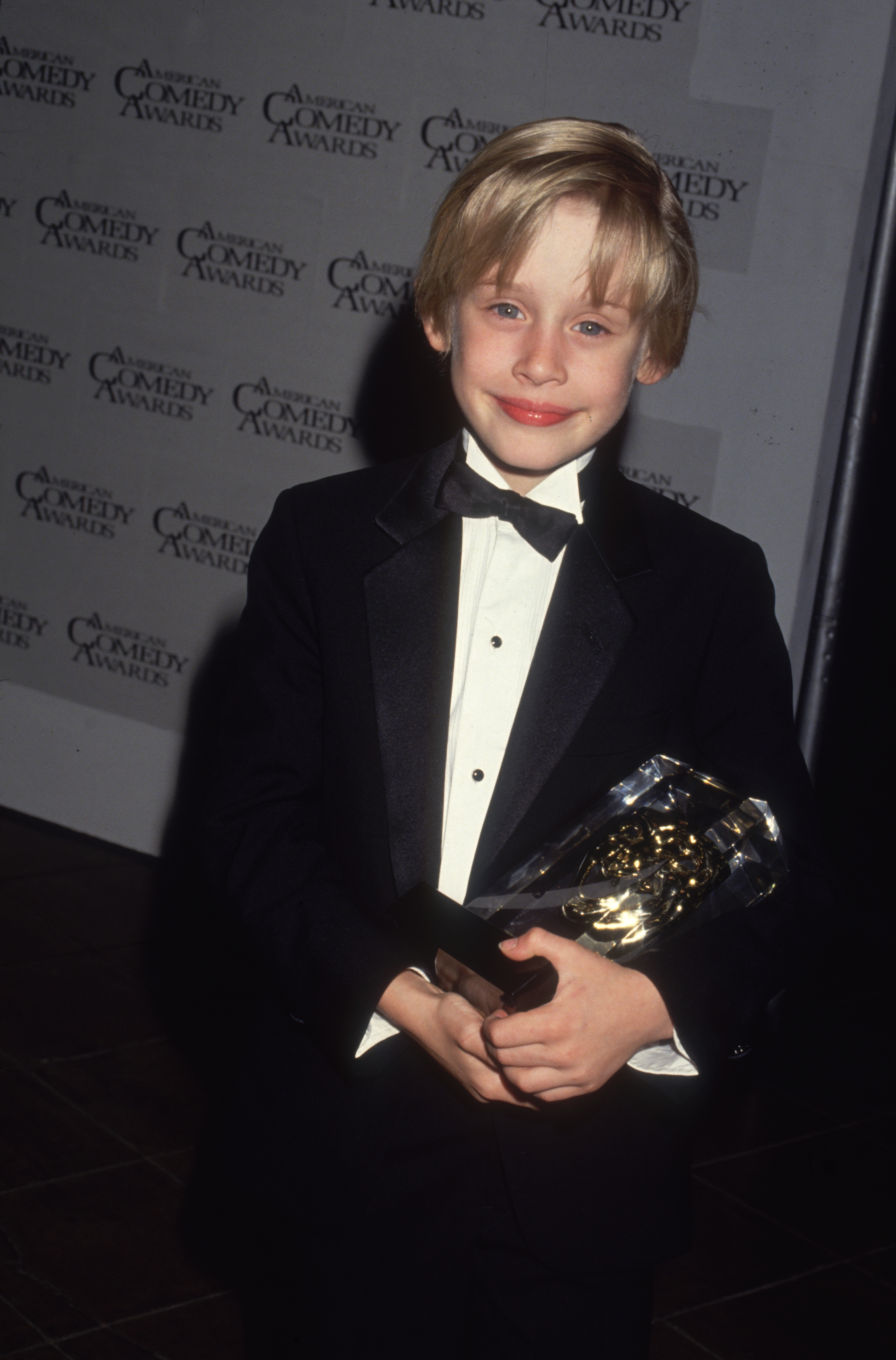 Macaulay Culkin bei den American Comedy Awards im Jahr 1991 | Quelle: Getty Images
