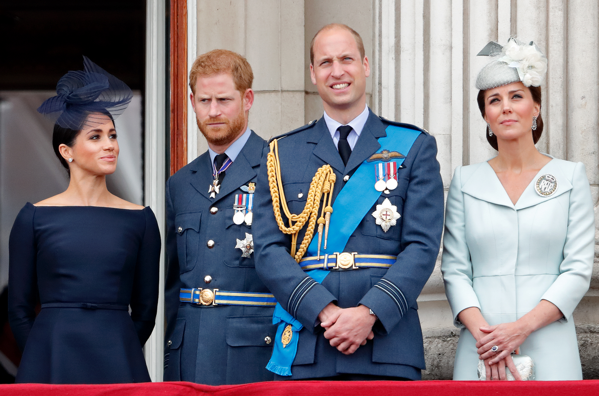 Meghan, Herzogin von Sussex, Prinz Harry, Prinz William und Prinzessin Kate werden am 10. Juli 2018 auf dem Balkon des Buckingham Palace in London, England, fotografiert. | Quelle: Getty Images