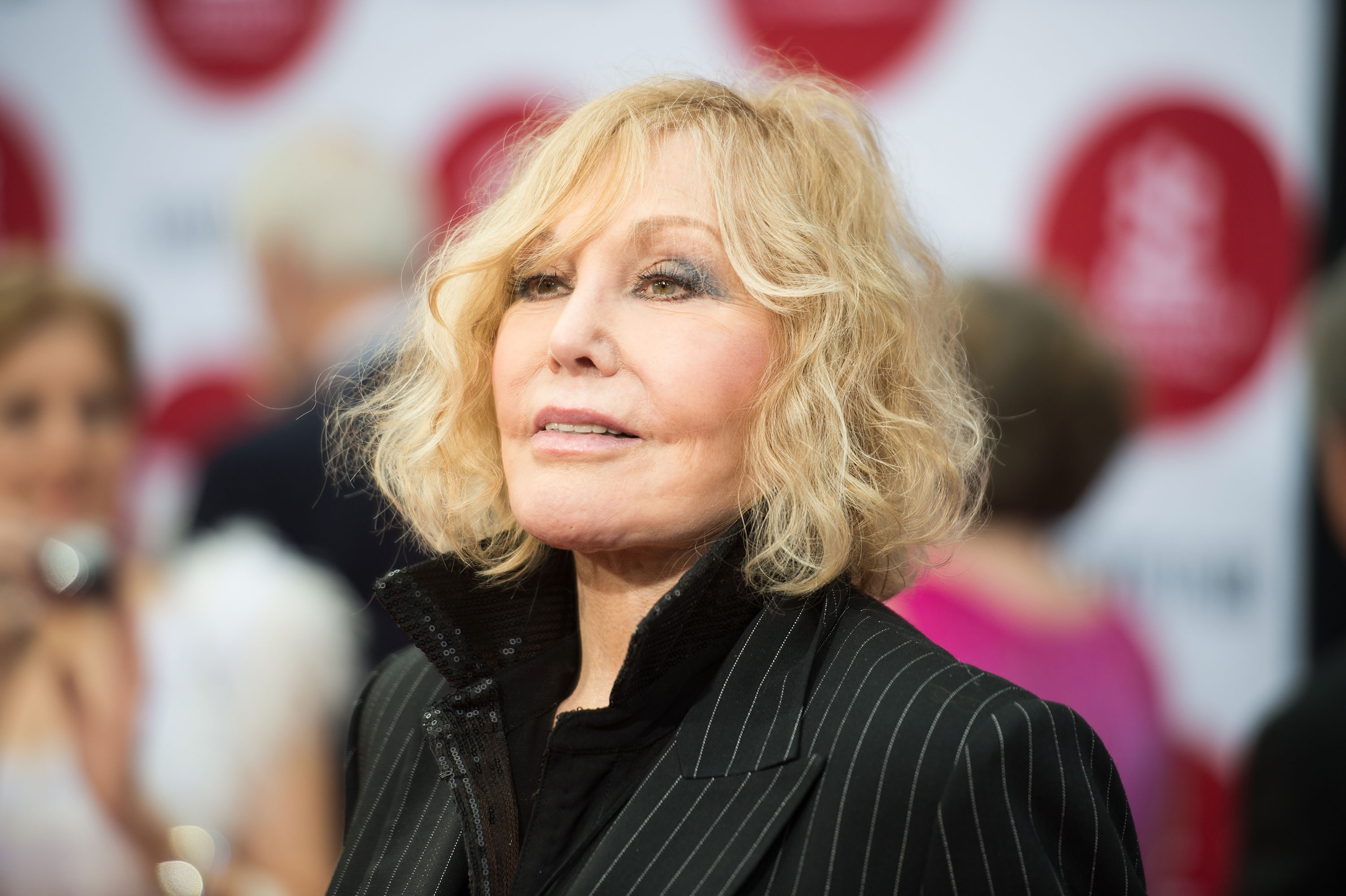 Kim Novak besucht die Eröffnungsgala des TCM Classic Film Festivals und die Weltpremiere der Restaurierung von "Oklahoma!" in Hollywood, Kalifornien, am 10. April 2014. | Quelle: Getty Images