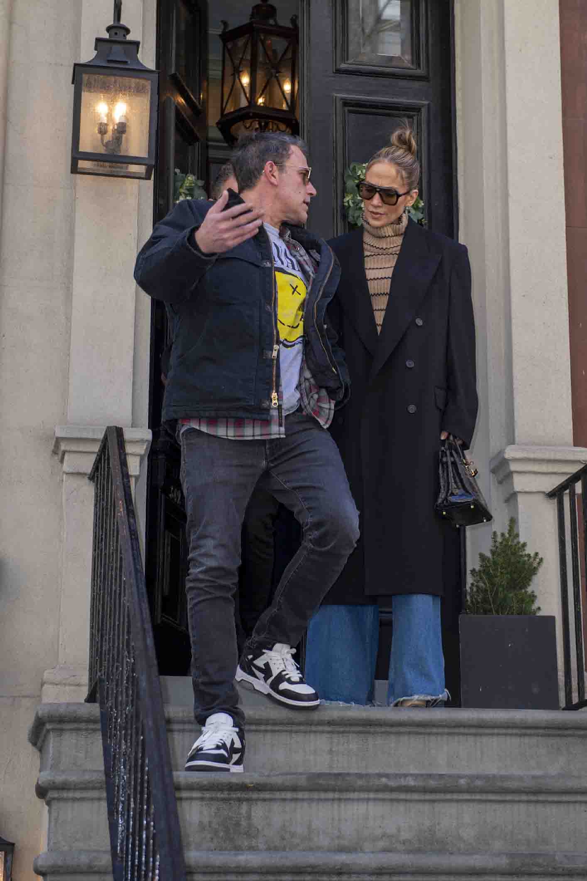 Ben Affleck und Jennifer Lopez in New York City am 30. März 2024 | Quelle: Getty Images