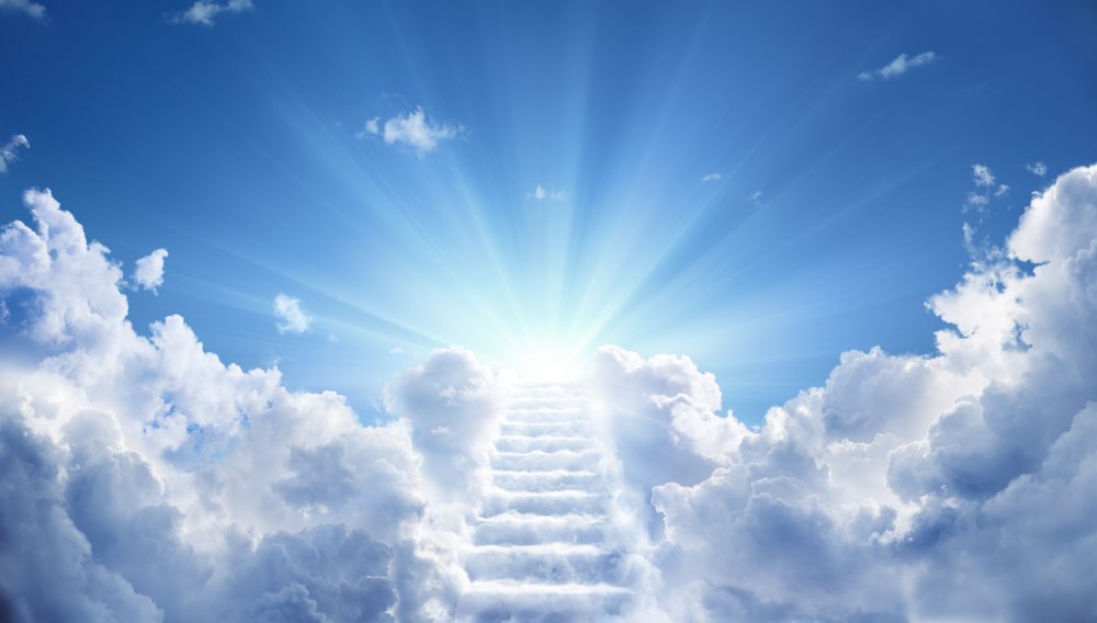 Treppe, die zum Himmel führt, zum Licht. I Quelle: Shutterstock