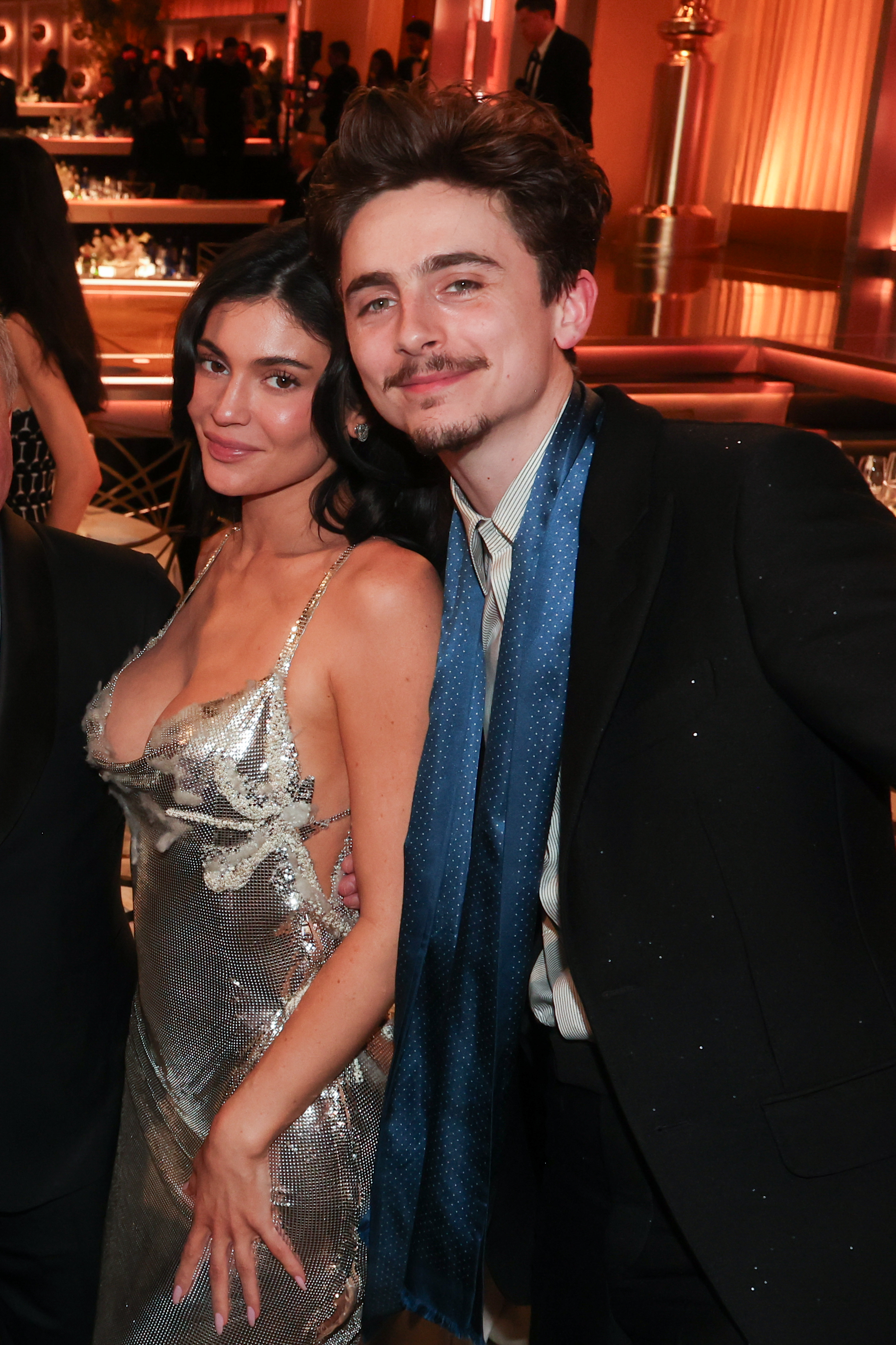 Kylie Jenner und Timothée Chalamet bei den 82. jährlichen Golden Globe Awards | Quelle: Getty Images