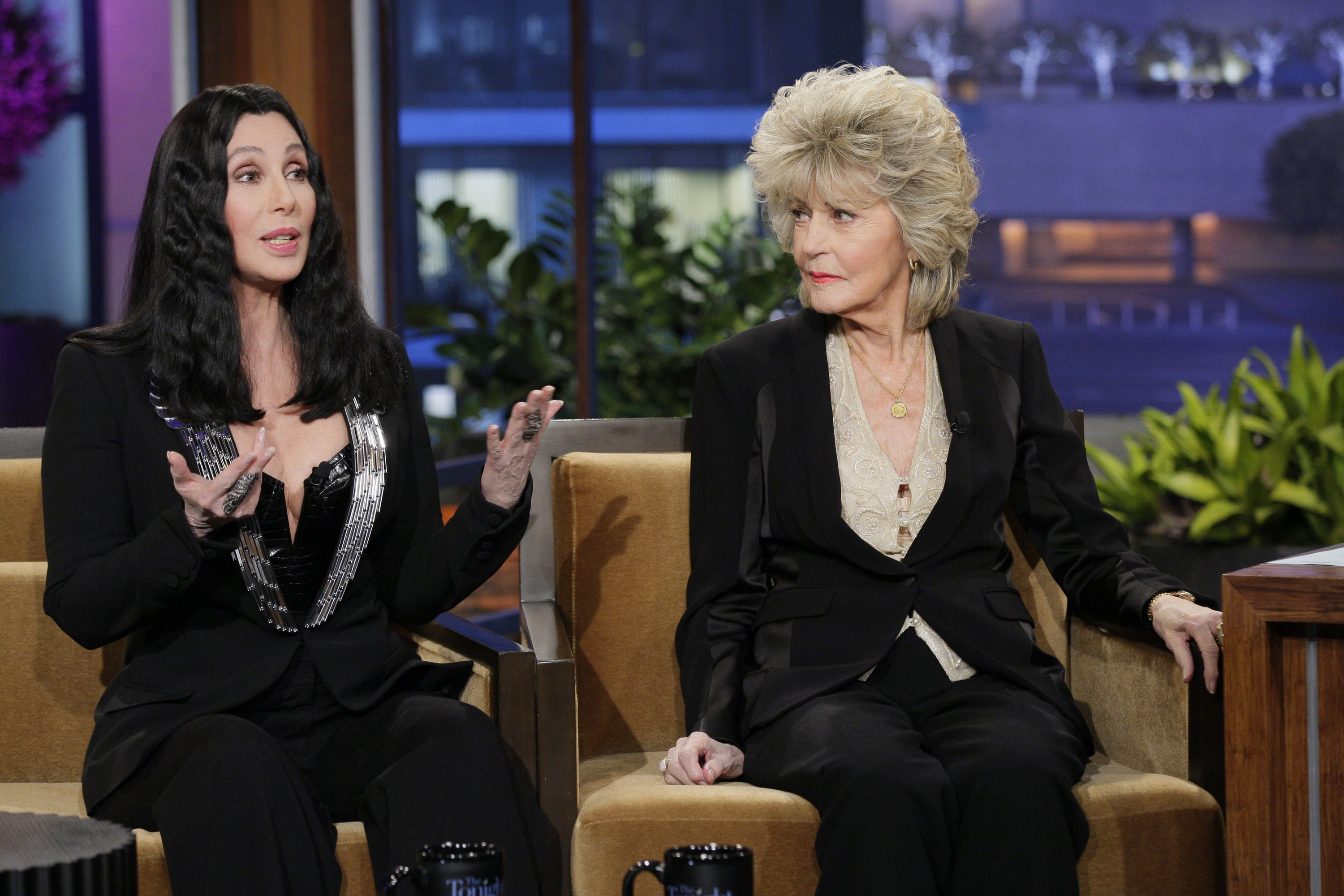 Cher und Georgia Holt treten in der "The Tonight Show with Jay Leno" am 30. April 2013 auf | Quelle: Getty Images