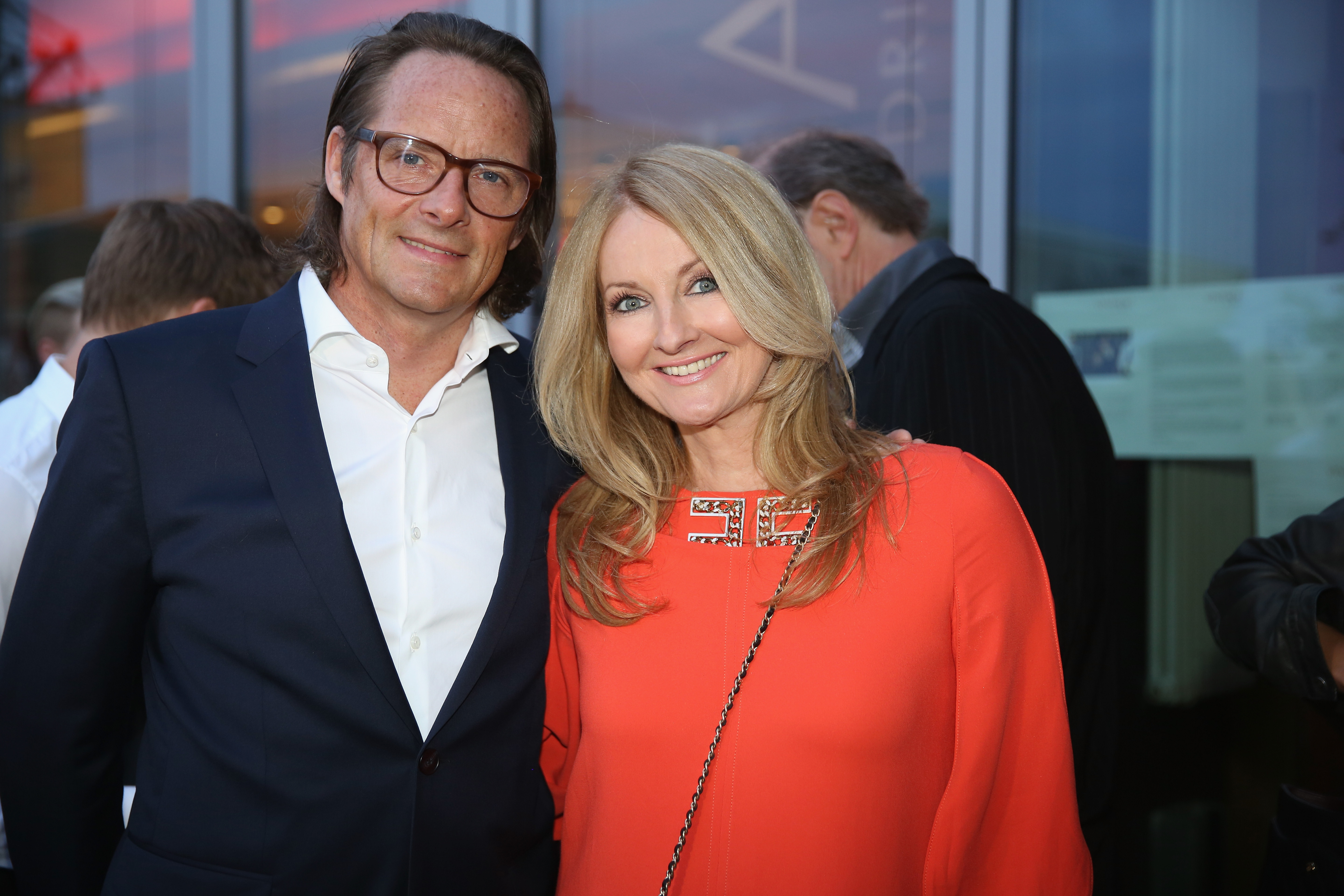 Frauke Ludowig und ihr Mann Kai Roeffen besuchen die Party von Katja Burkard, die ihren 50. Geburtstag im Vintage-Restaurant am 25. April 2015 in Köln feiert | Quelle: Getty Images