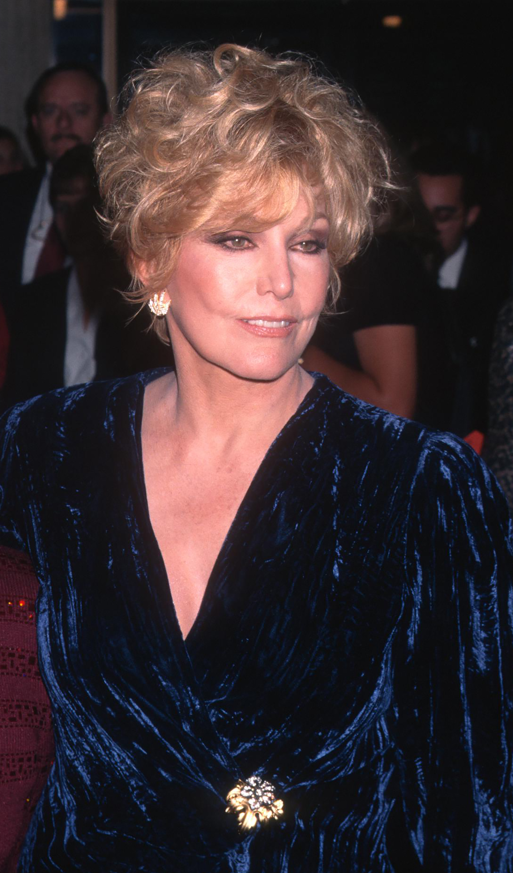 Kim Novak besucht die Premiere von "Vertigo" in Century City, Kalifornien, am 14. Oktober 1996. | Quelle: Getty Images