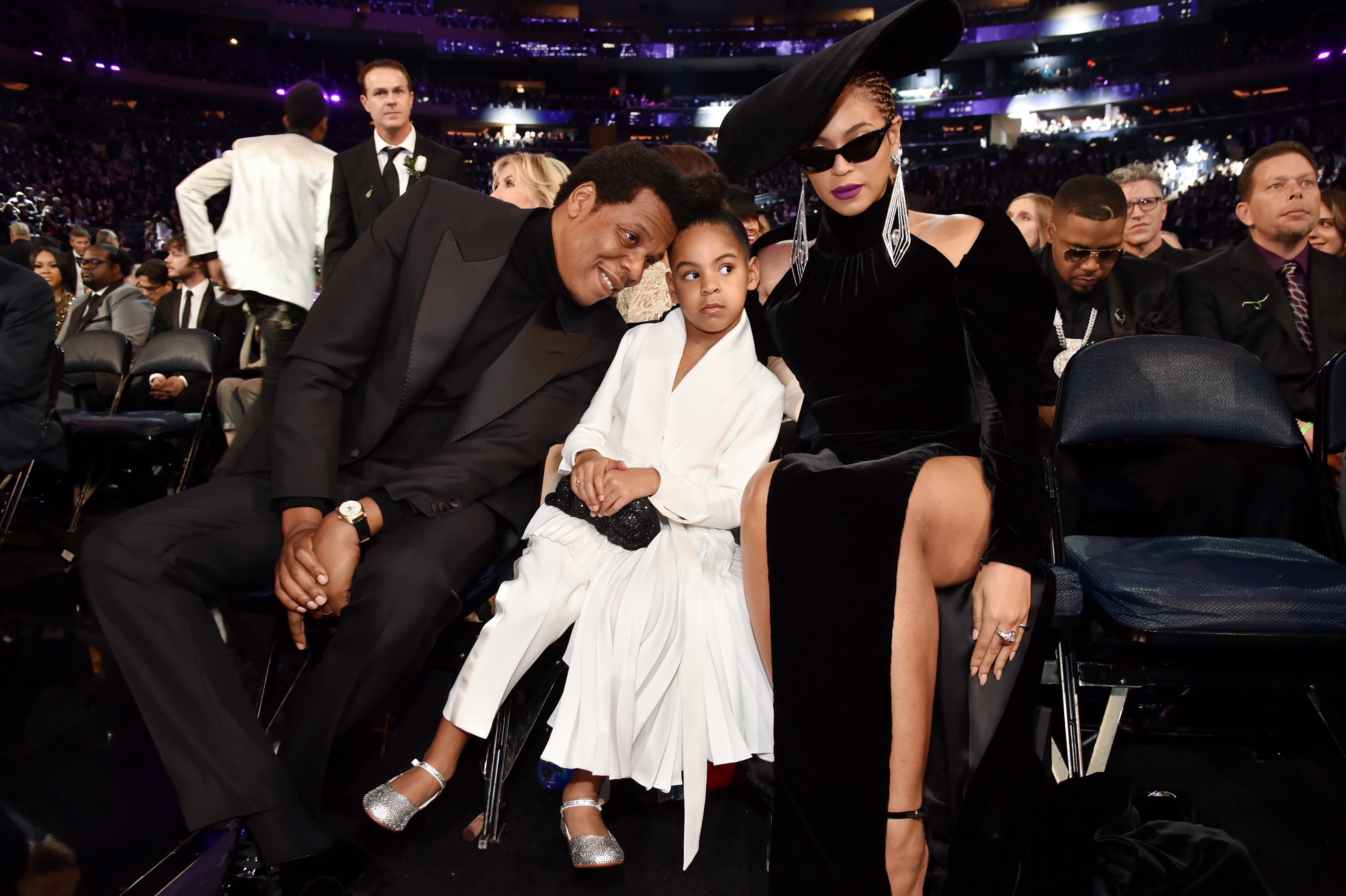 Jay-Z, Blue Ivy Carter und Beyonce besuchen die 60th Annual Grammy Awards am 28. Januar 2018 in New York City. | Quelle: Getty Images