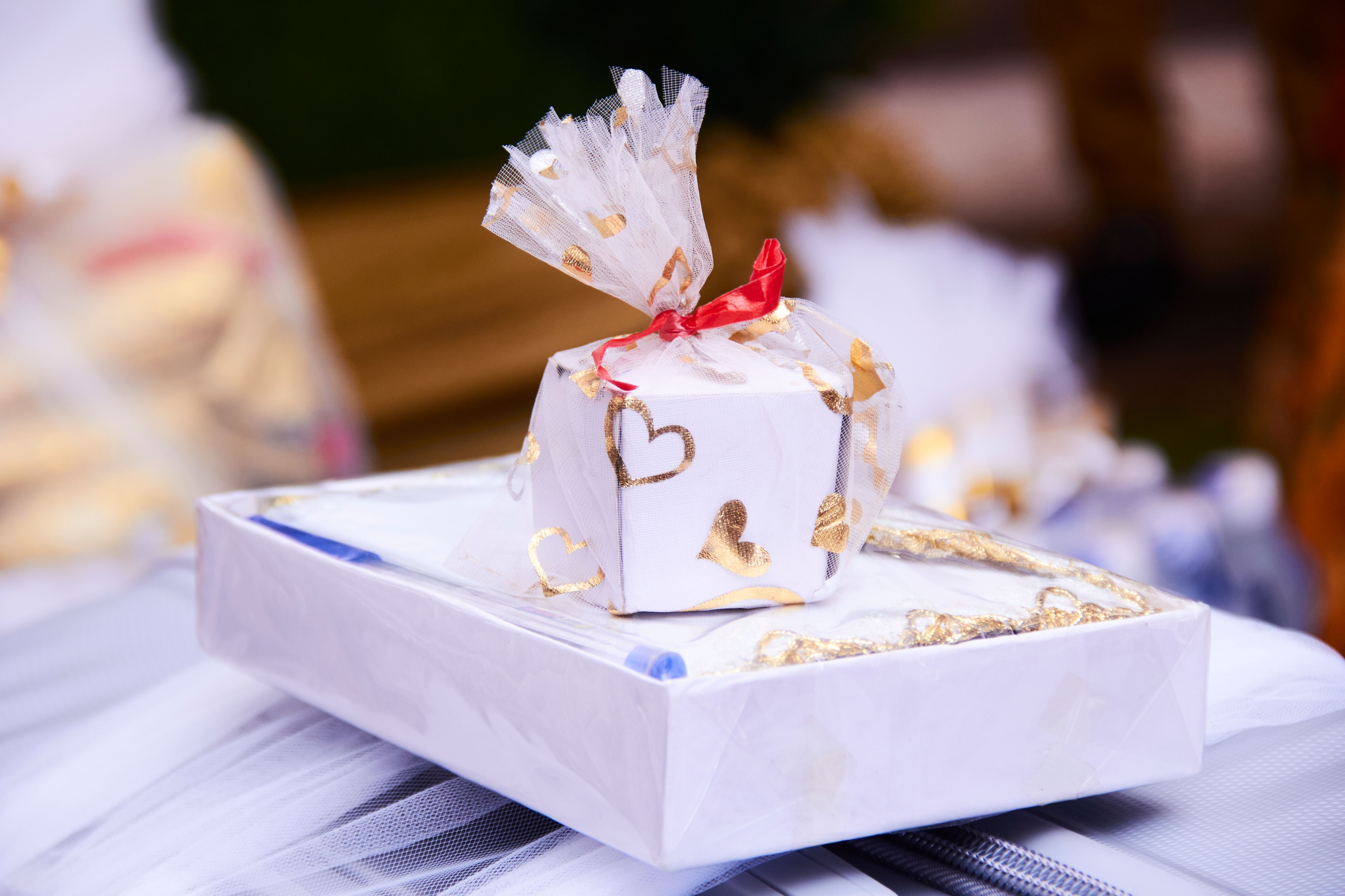Hochzeitsgeschenk | Quelle: Pexels