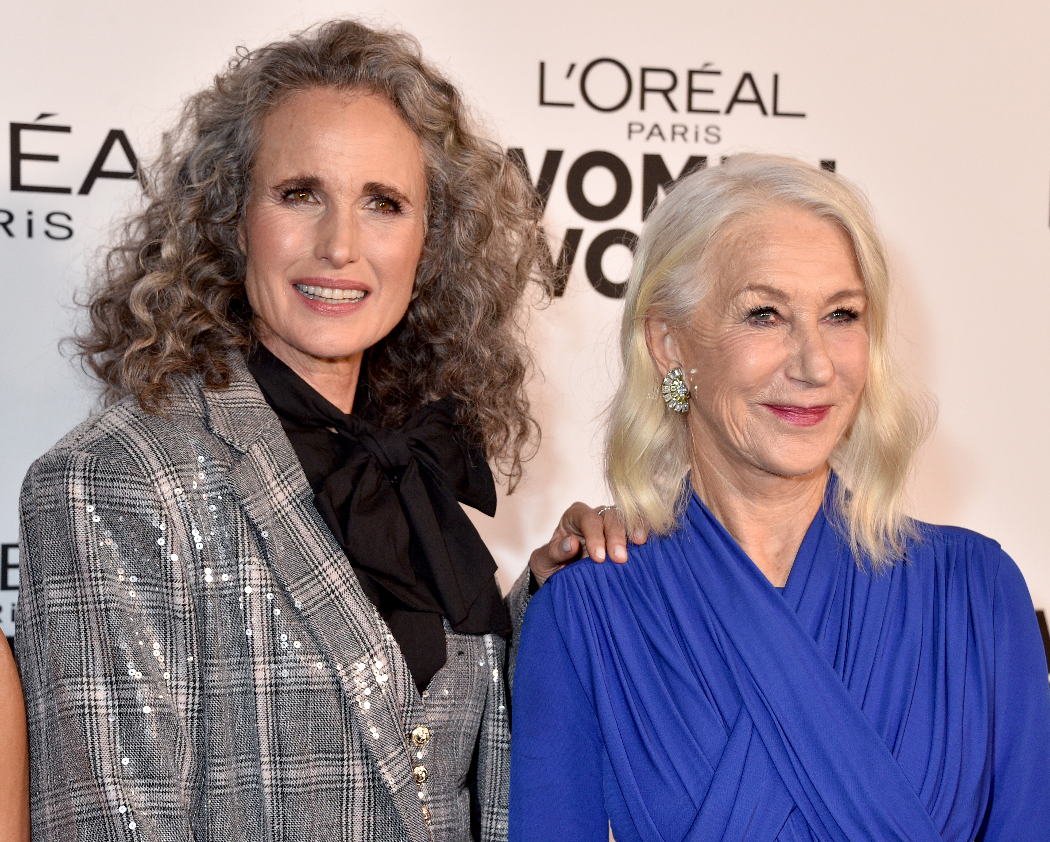 Andie MacDowell und Helen Mirren bei den 2023 L'Oréal Paris Women Of Worth im NeueHouse Hollywood am 16. November 2023 in Hollywood, Kalifornien | Quelle: Getty Images