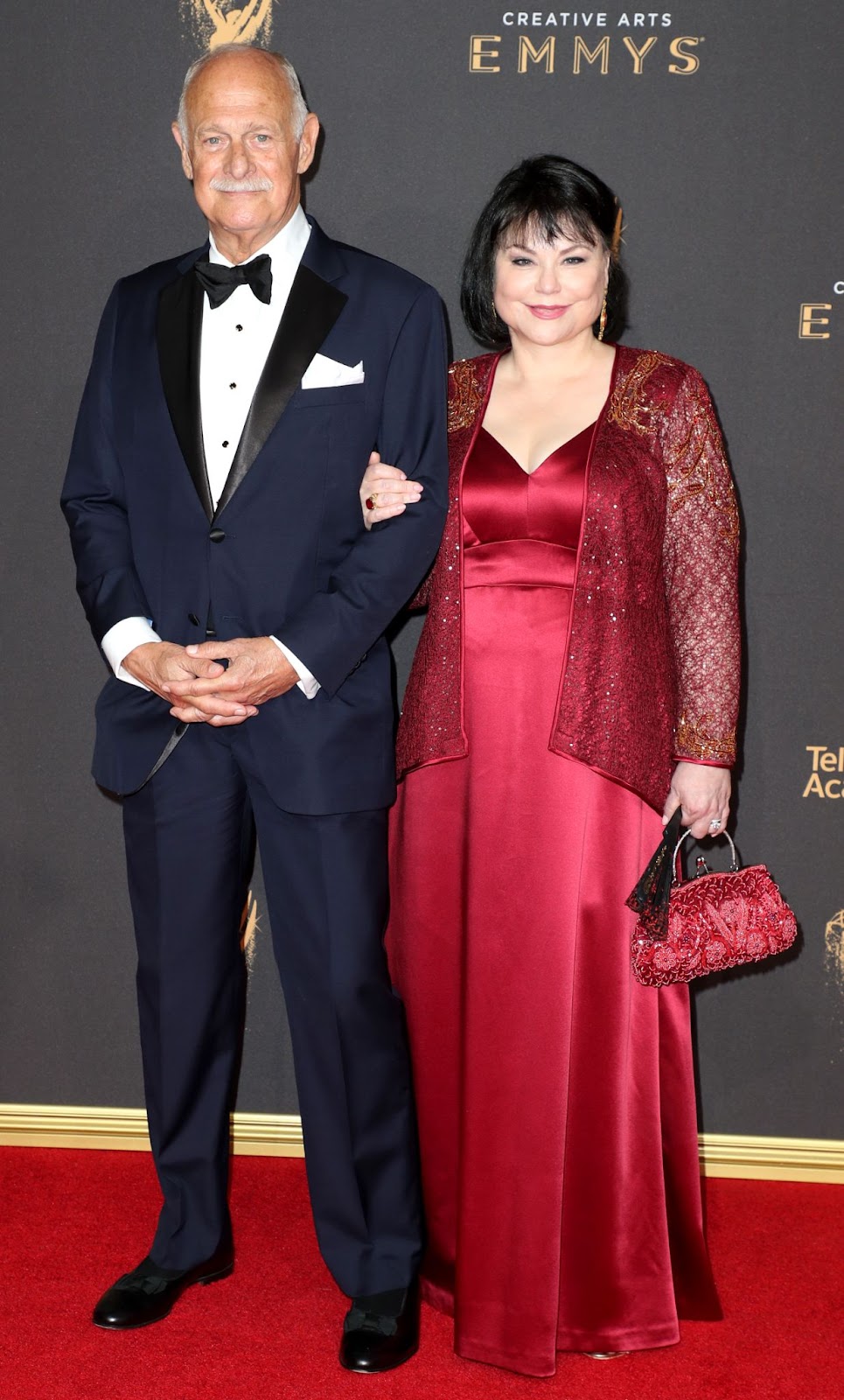Gerald McRaney und Delta Burke bei der Verleihung der Creative Arts Emmy Awards 2017 am 10. September in Los Angeles, Kalifornien. | Quelle: Getty Images