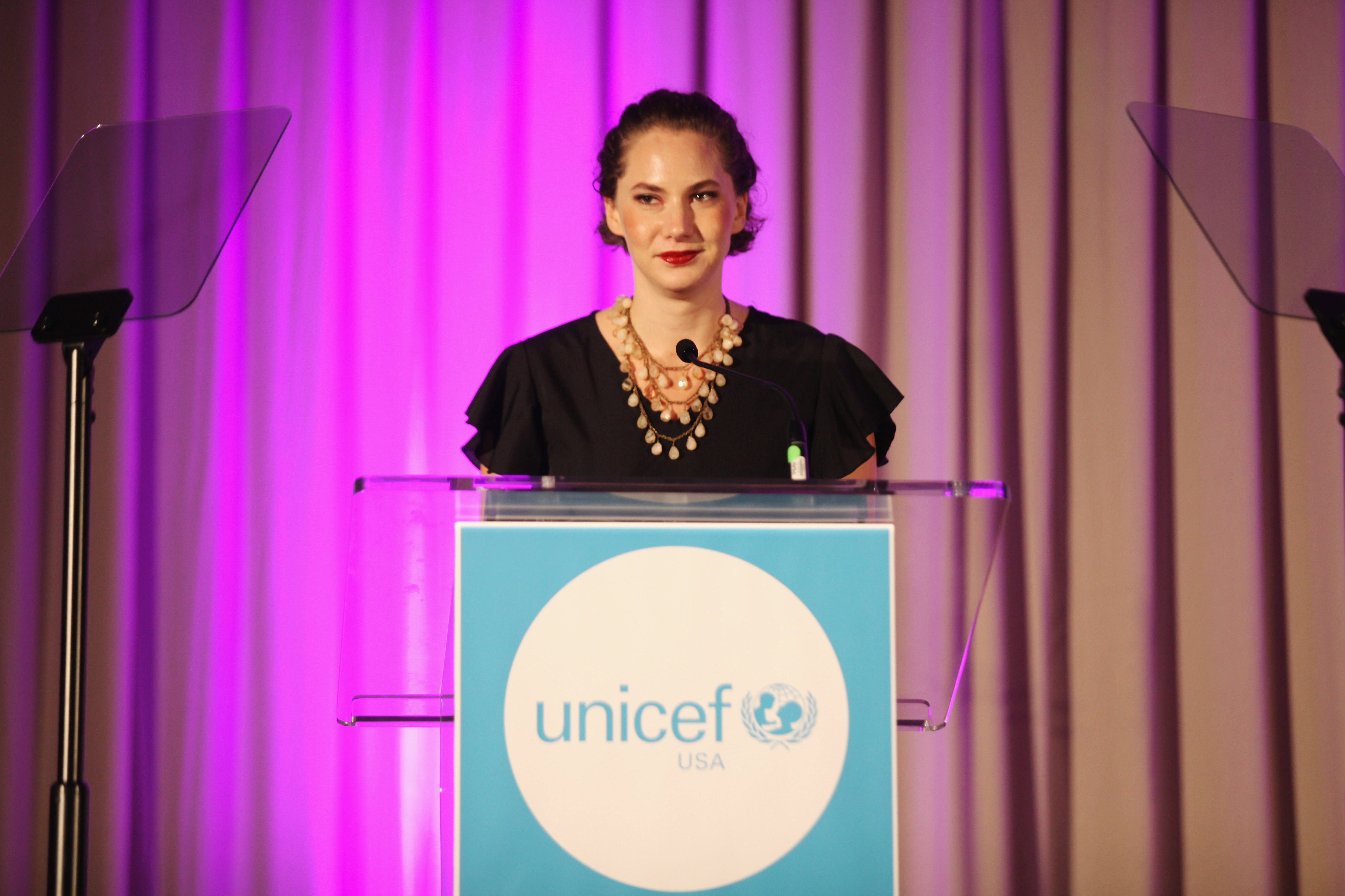 Emma Kathleen Hepburn Ferrer spricht bei der zweiten jährlichen UNICEF-Gala in San Francisco, Kalifornien, am 22. September 2018 | Quelle: Getty Images