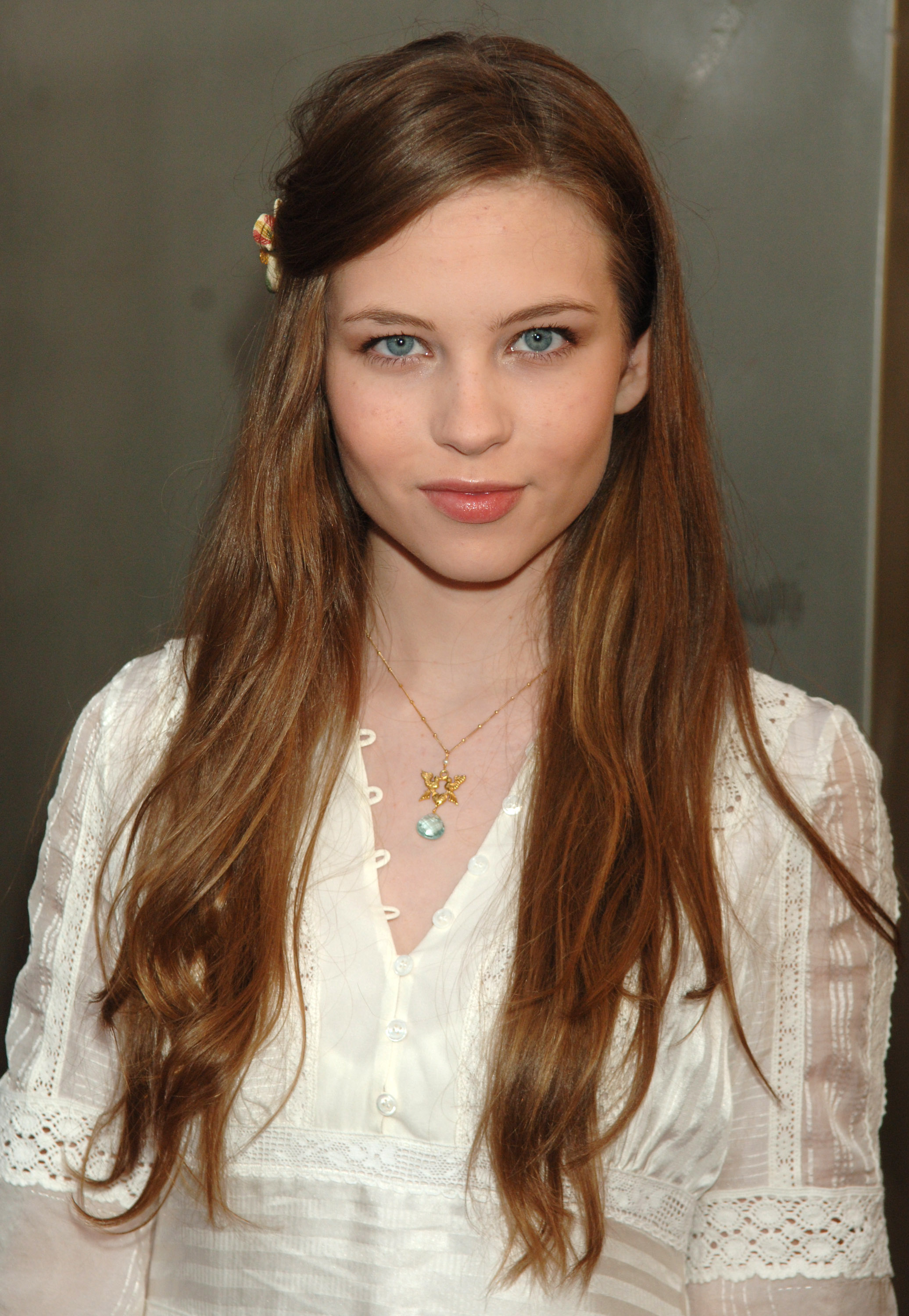 Daveigh Chase bei der Premiere der neuen „Deadwood“-Staffel im Cinerama Dome in Hollywood – einige Jahre, bevor ihre Auftritte auf der Leinwand immer seltener wurden. | Quelle: Getty Images