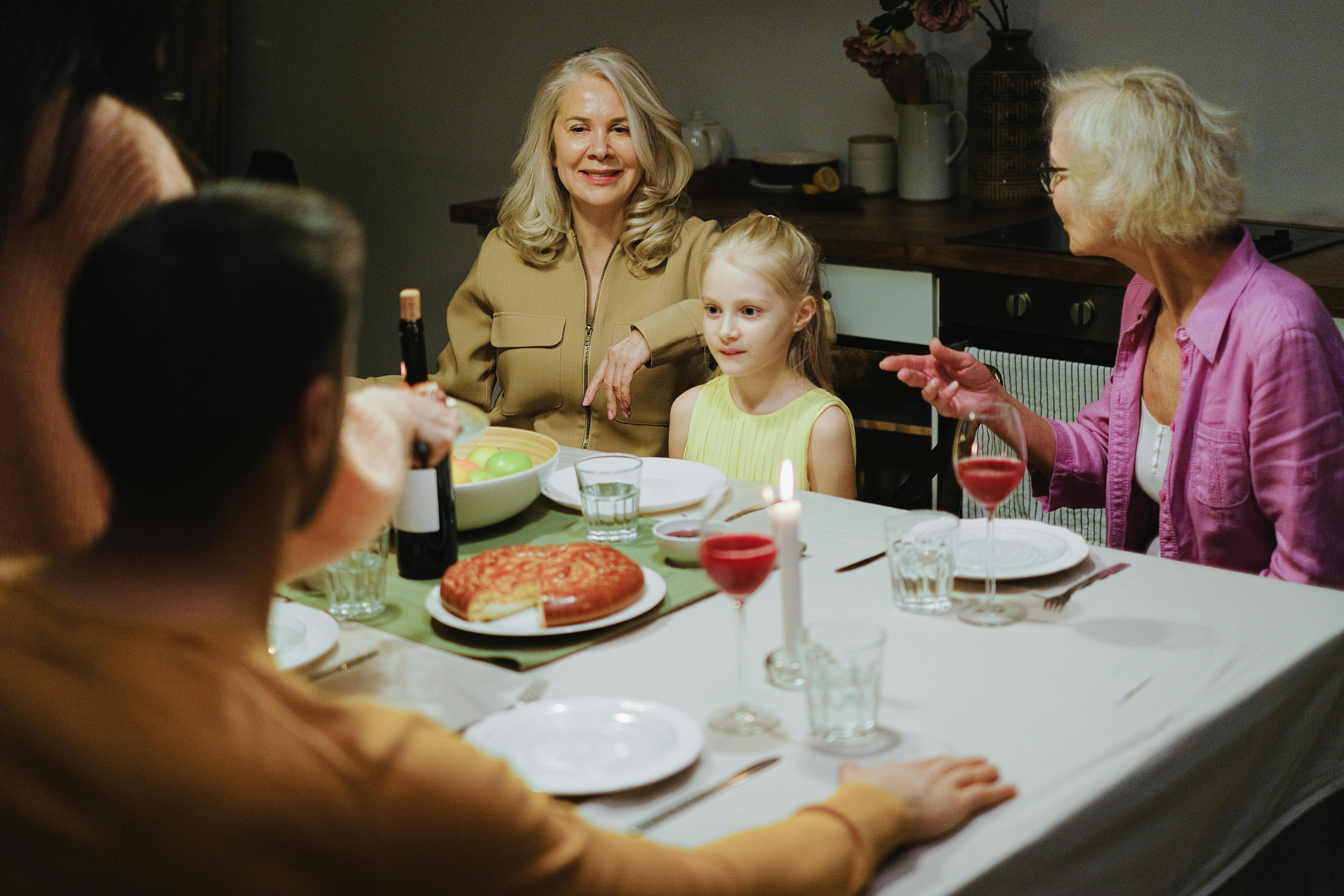 Ein Familienessen | Quelle: Pexels