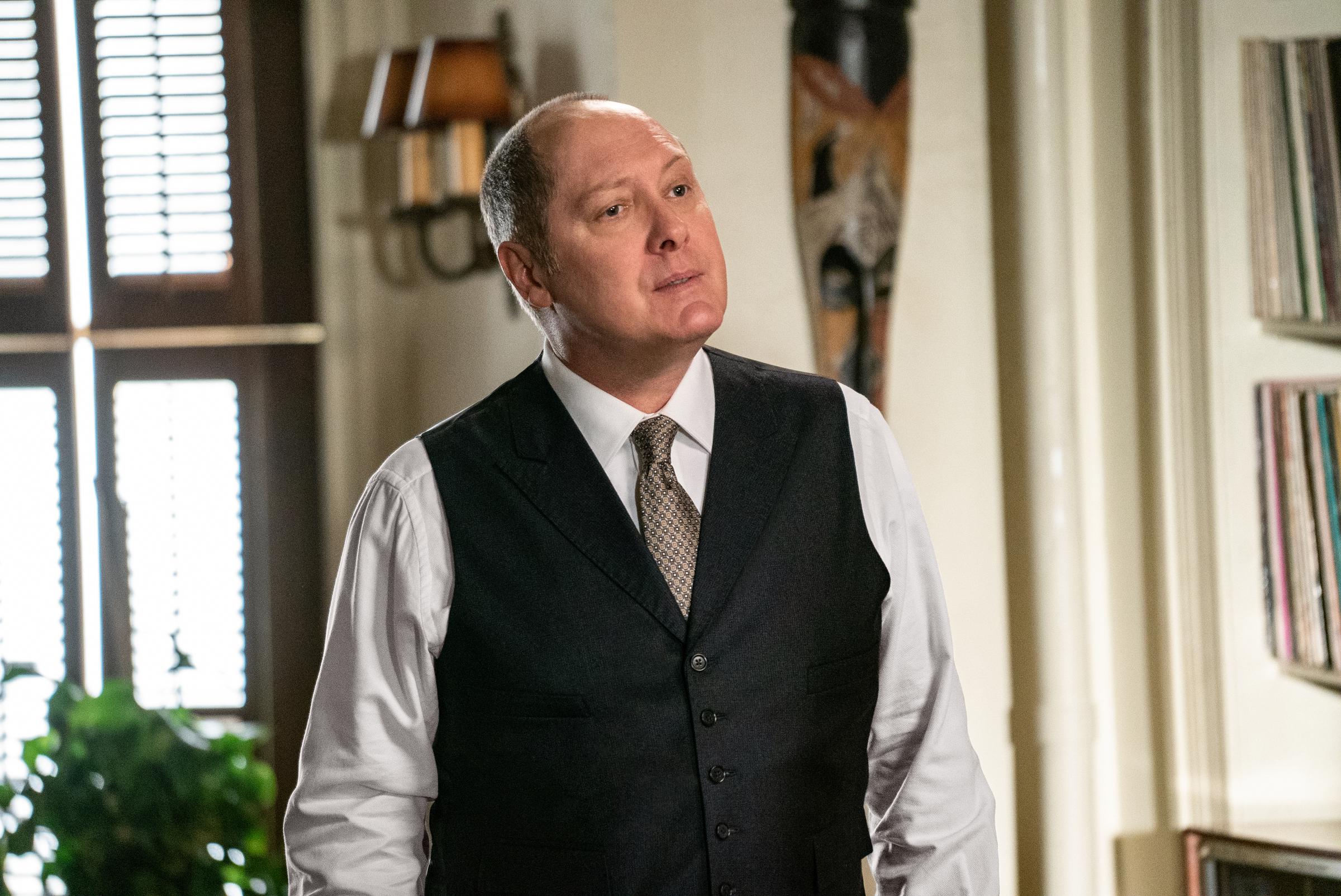 James Spader als Raymond "Red" Reddington in Staffel 6 von "The Blacklist" im Jahr 2019 | Quelle: Getty Images