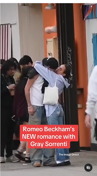 Romeo Beckham und Gray Sorrenti bei ihrem ersten öffentlichen Auftritt als Paar in New York City, aus einem Post vom 16. Oktober 2024 | Quelle: Instagram/dailymail/