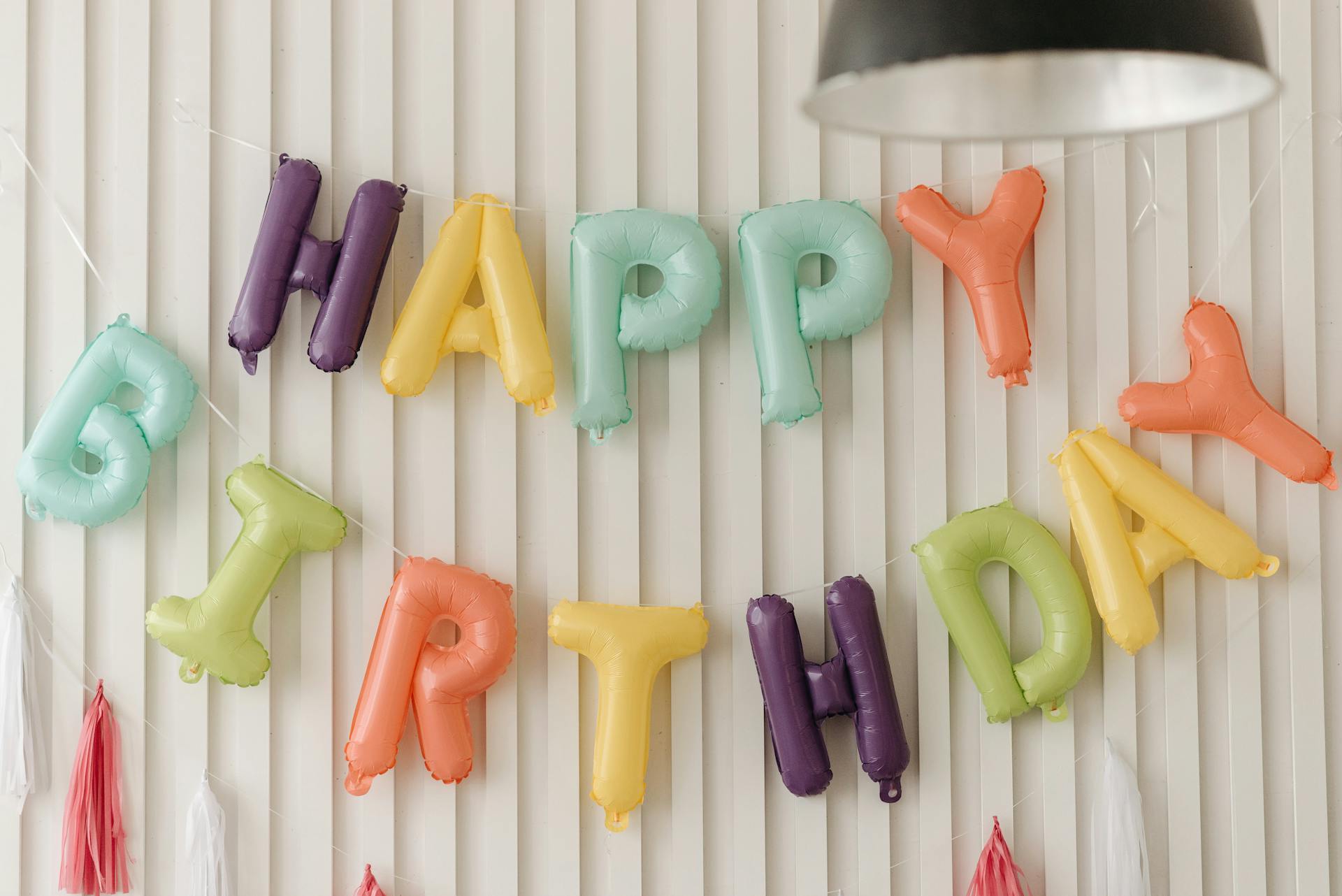Eine Geburtstagsparty wird vorbereitet | Quelle: Pexels