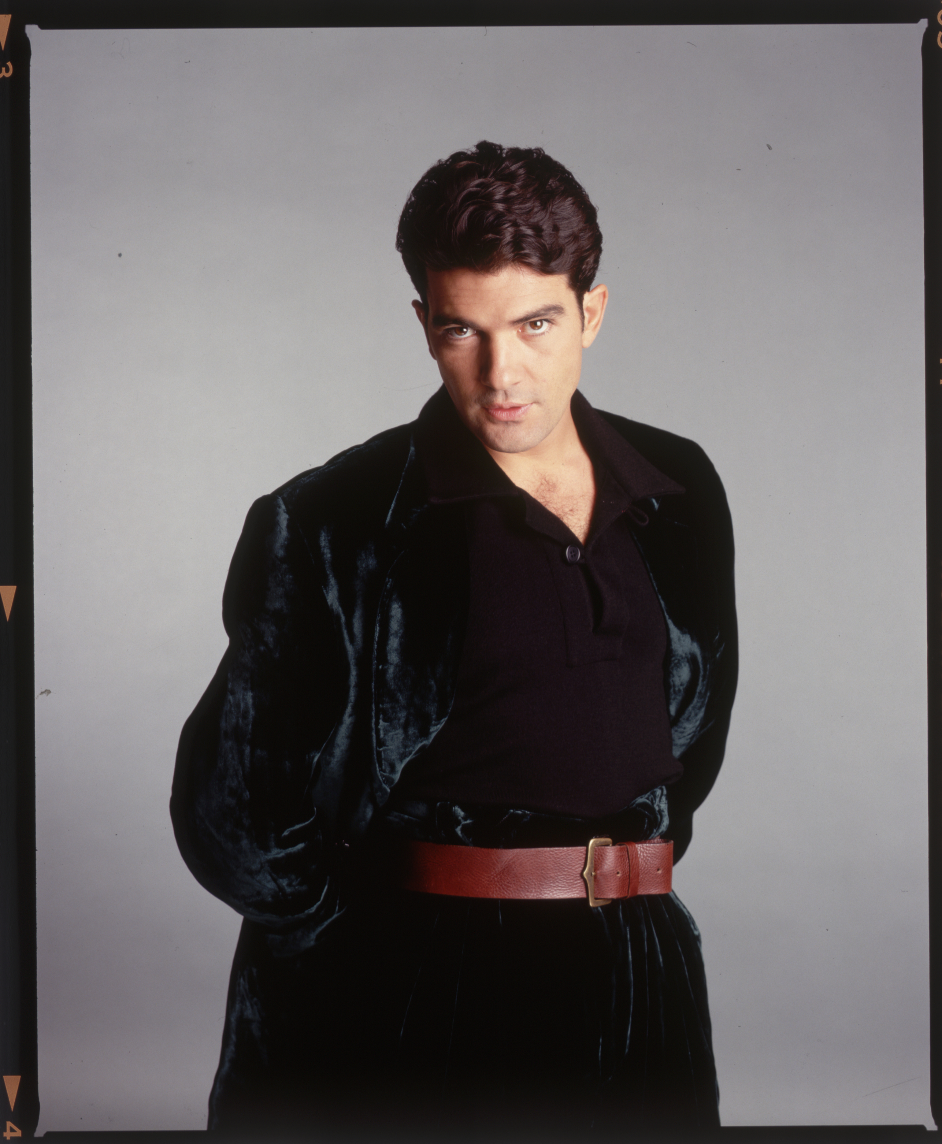 Antonio Banderas im Jahr 1991. | Quelle: Getty Images