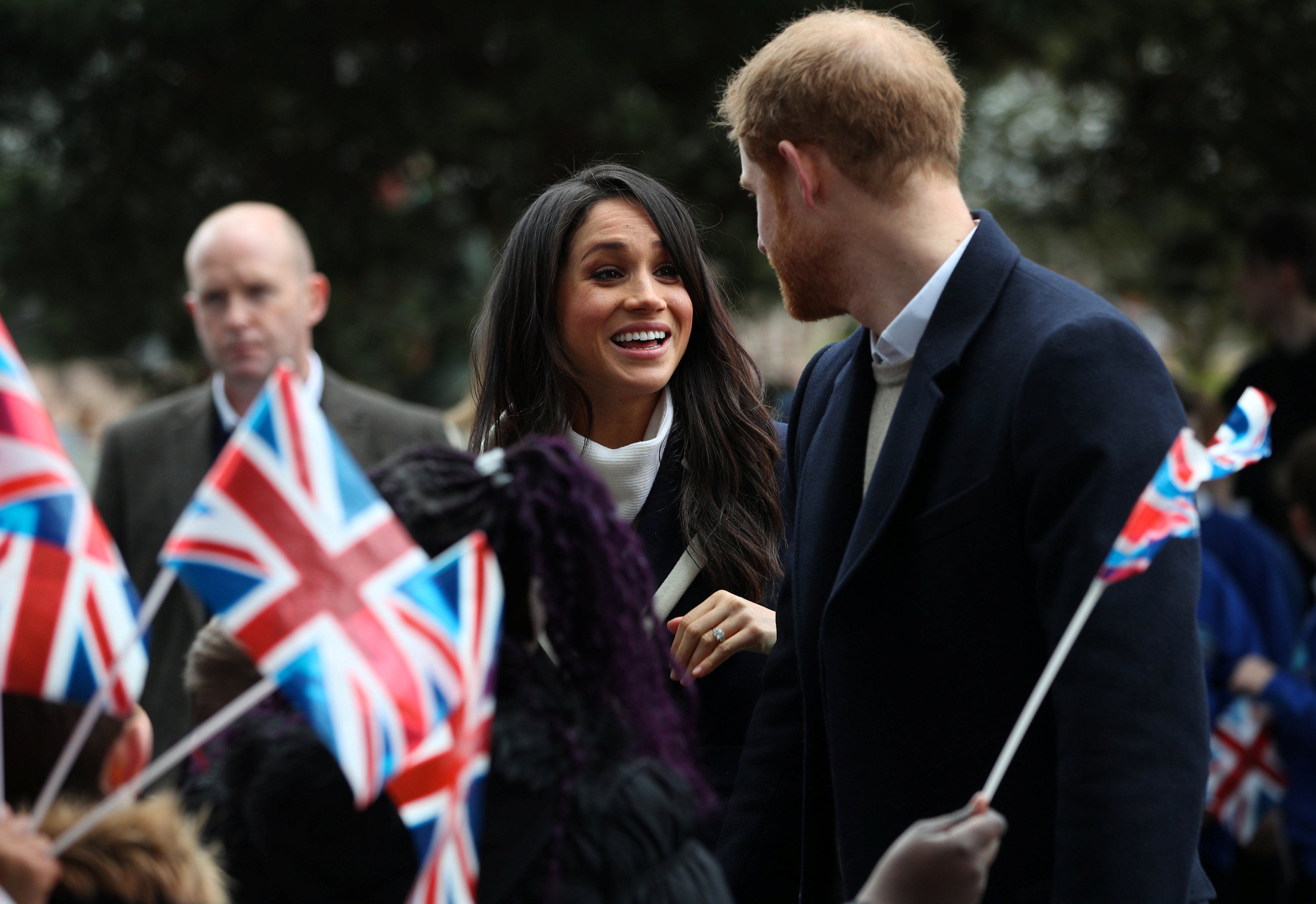 Da Harry und Meghan nun wieder in Großbritannien sind, stehen ihre öffentlichen Auftritte viel näher am Alltag der Monarchie. Das macht Vergleiche mit Charles, William und anderen aktiven Royals viel wahrscheinlicher – selbst wenn die Sussexes als Privatpersonen an Veranstaltungen teilnehmen. | Quelle: Getty Images