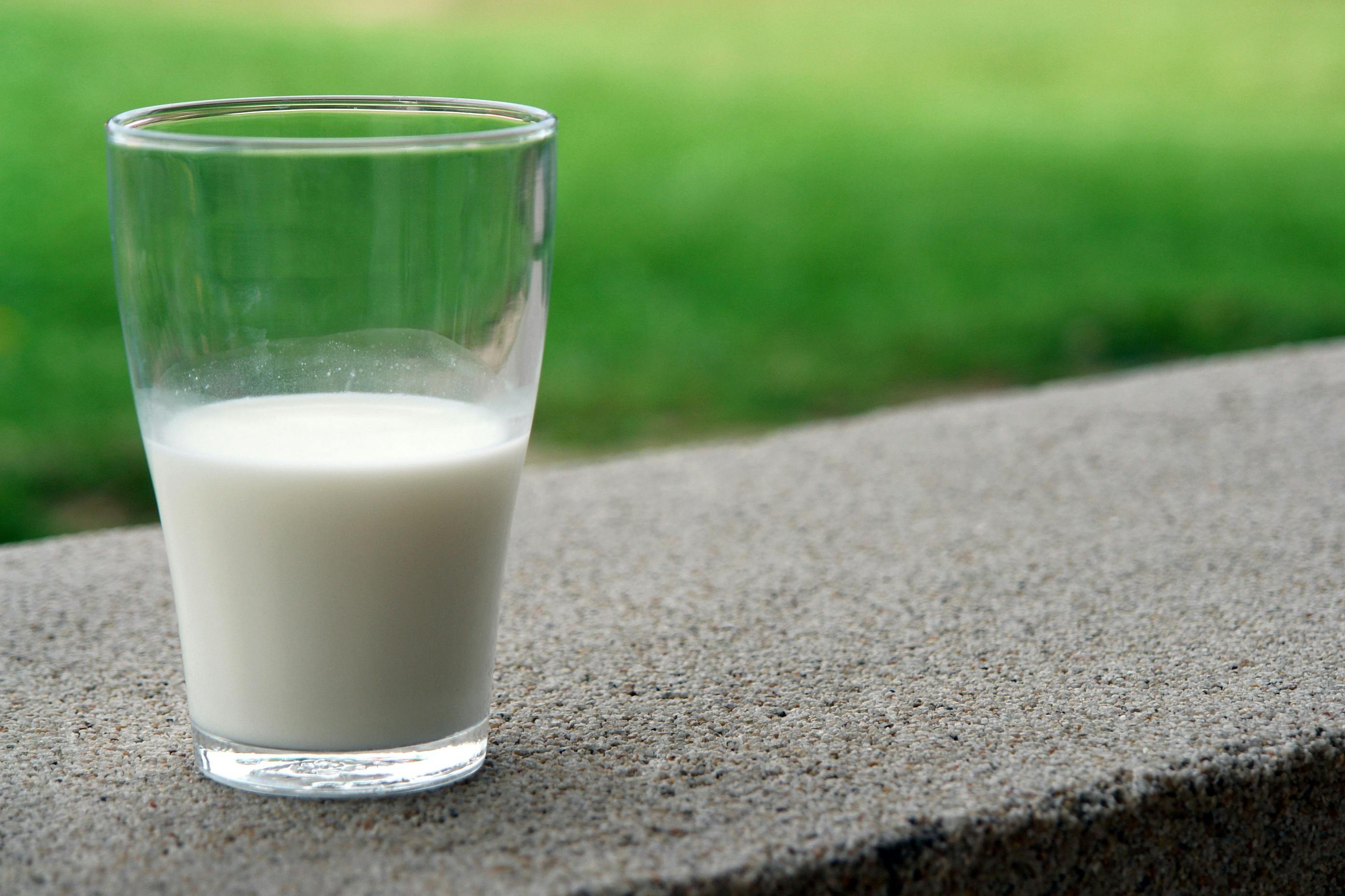 Ein Glas Milch. | Quelle: Pexels