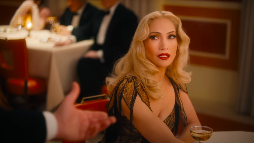 Jennifer Lopez im Teaser-Trailer für "Kiss of the Spider Woman," veröffentlicht am 5. Juni, 2025. | Quelle: YouTube/Jennifer Lopez
