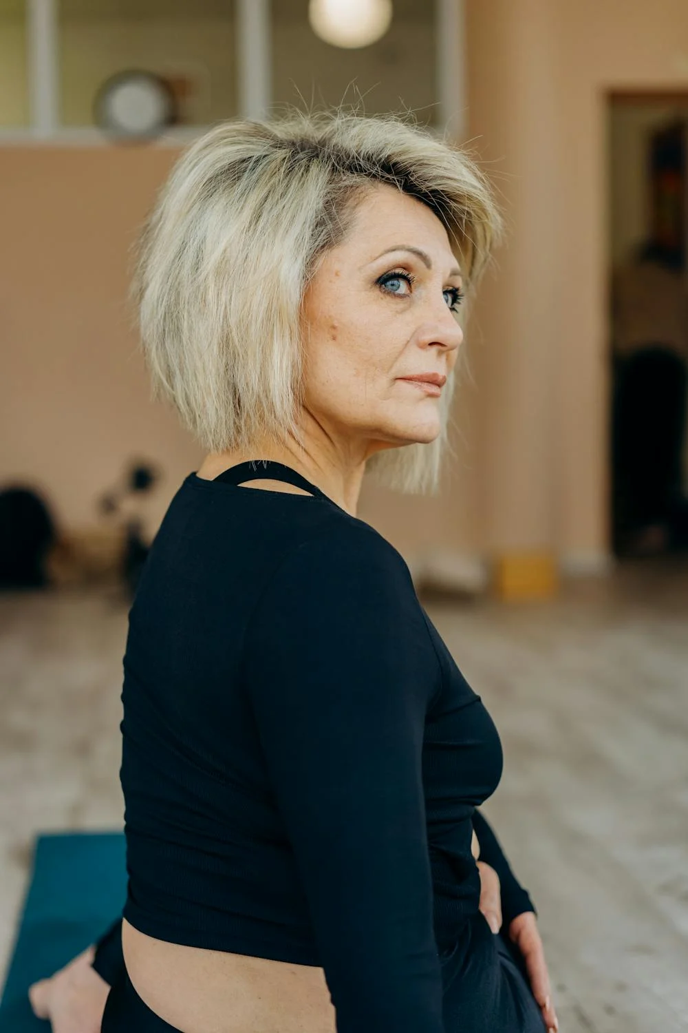 Eine Frau in ihrer Trainingskleidung | Quelle: Pexels