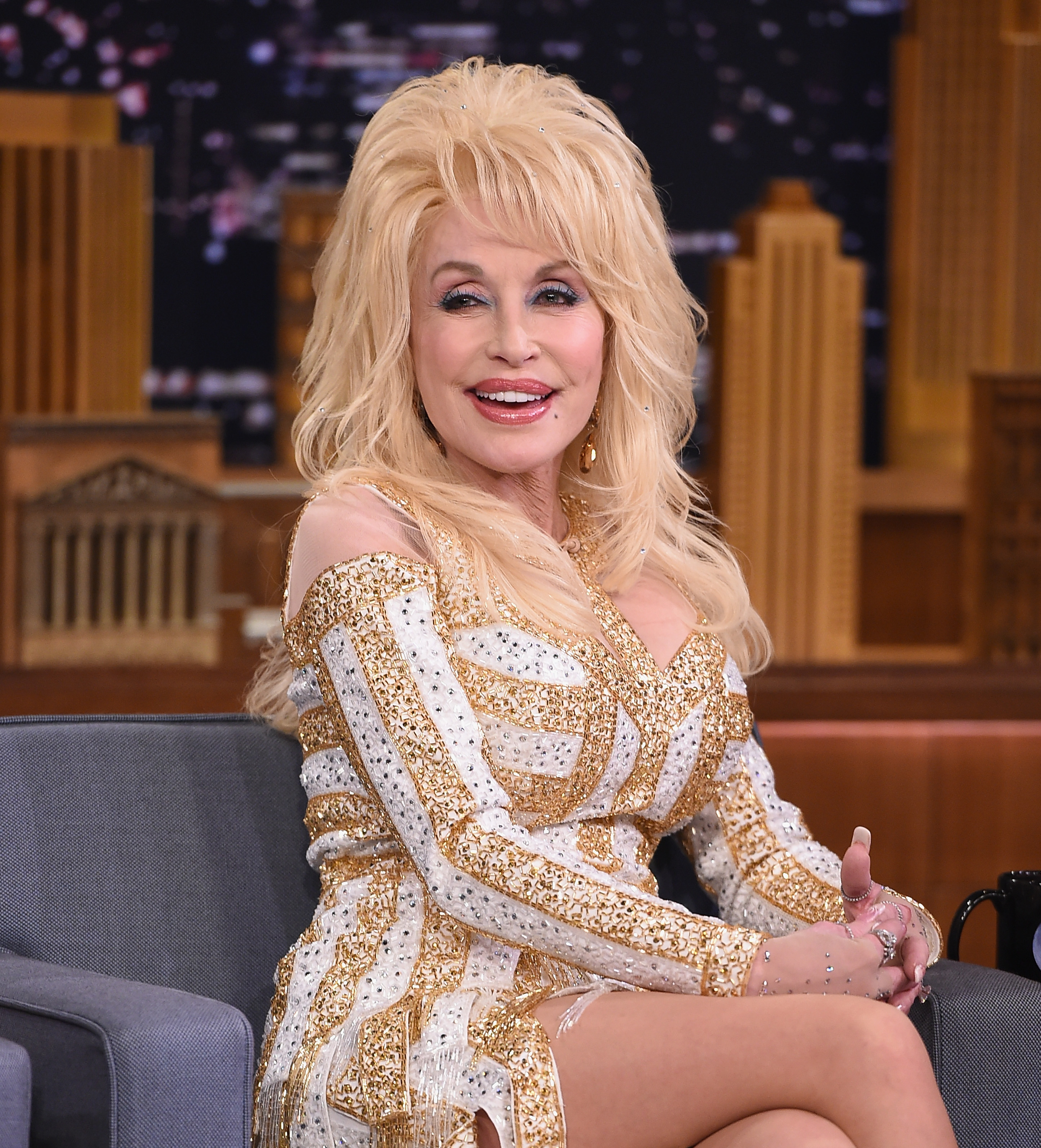 Dolly Parton besucht die Besetzung von "9 To 5" The Musical in London, England am 17. Februar 2019 | Quelle: Getty Images