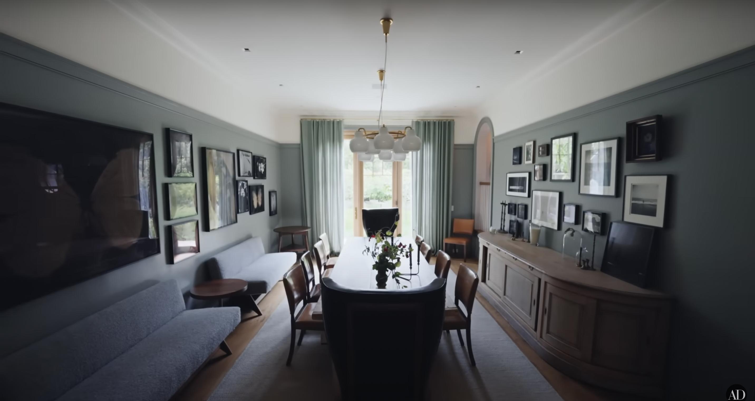 Das Esszimmer von Jennifer Garner, datiert auf den 3. September 2024 | Quelle: YouTube/@Archdigest