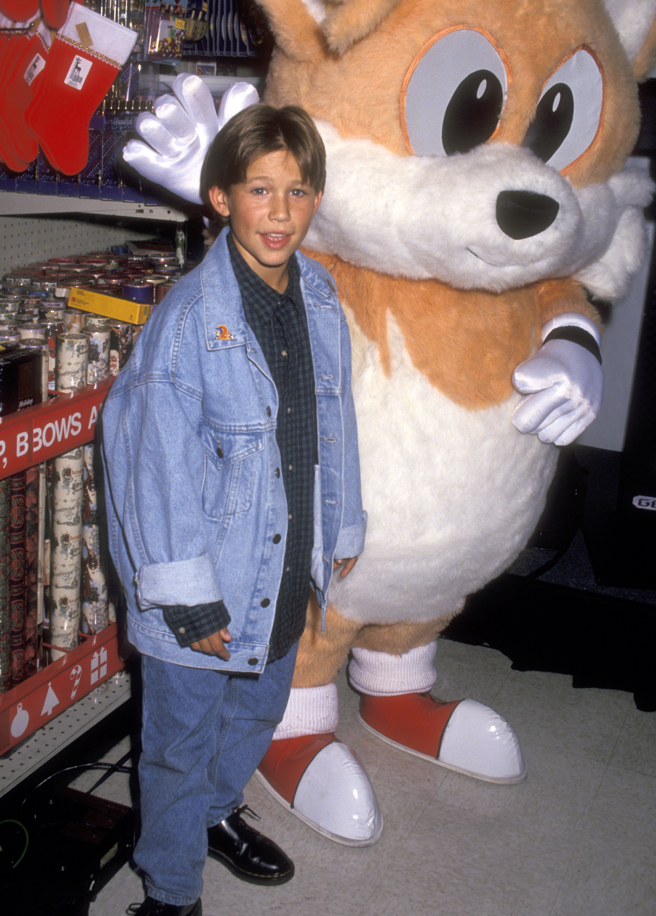 Jonathan Taylor Thomas bei der Premiere von „Sonic the Hedgehog 2“ am 24. November 1992 | Quelle: Getty Images