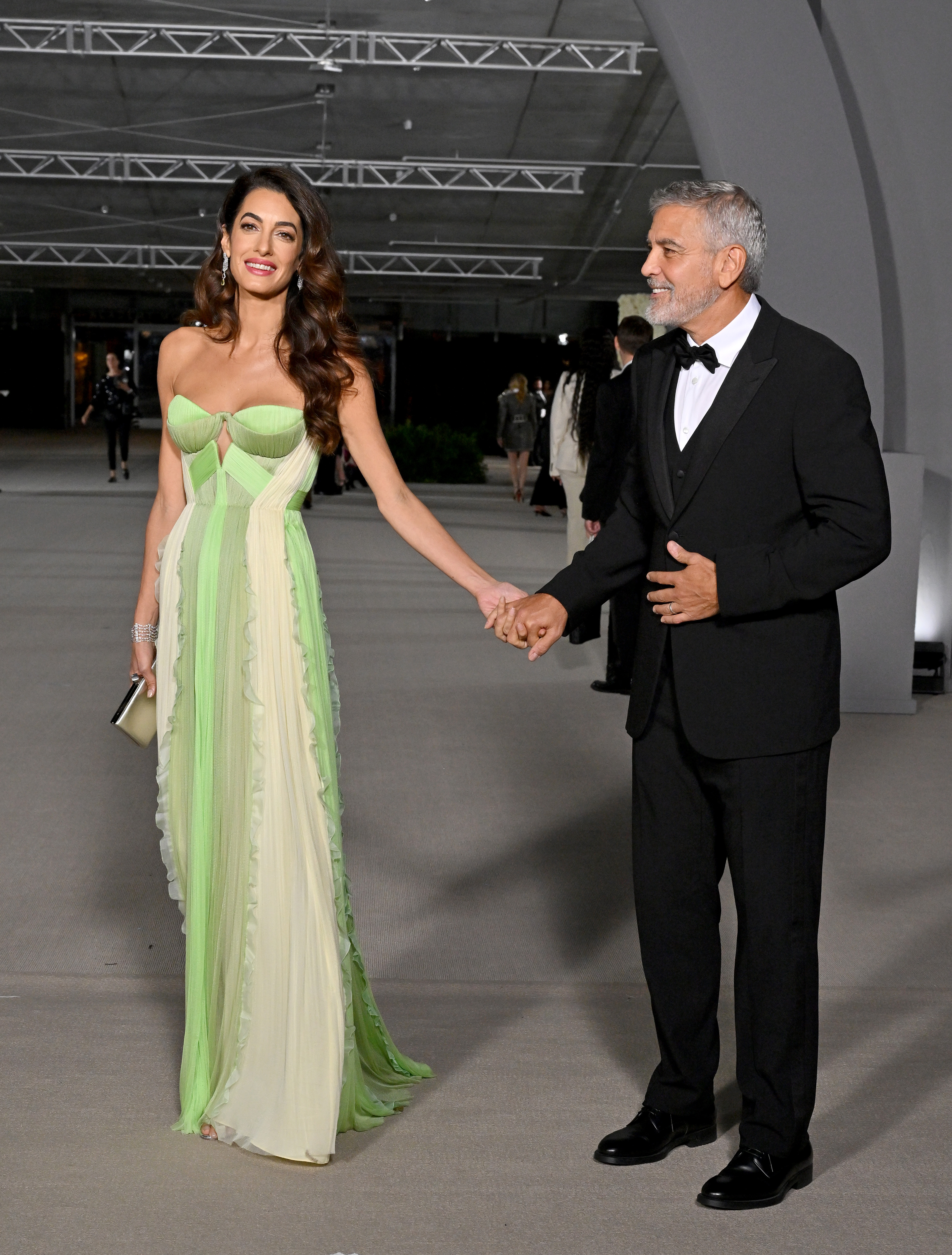 Amal und George Clooney besuchen die 2nd Annual Academy Museum Gala | Quelle: Getty Images