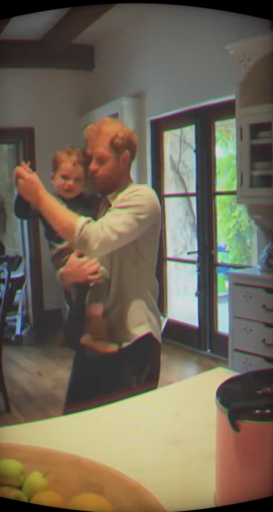 Prinz Archie und Prinz Harry aus einem Beitrag vom 16. Juni 2025. | Quelle: Instagram/meghan