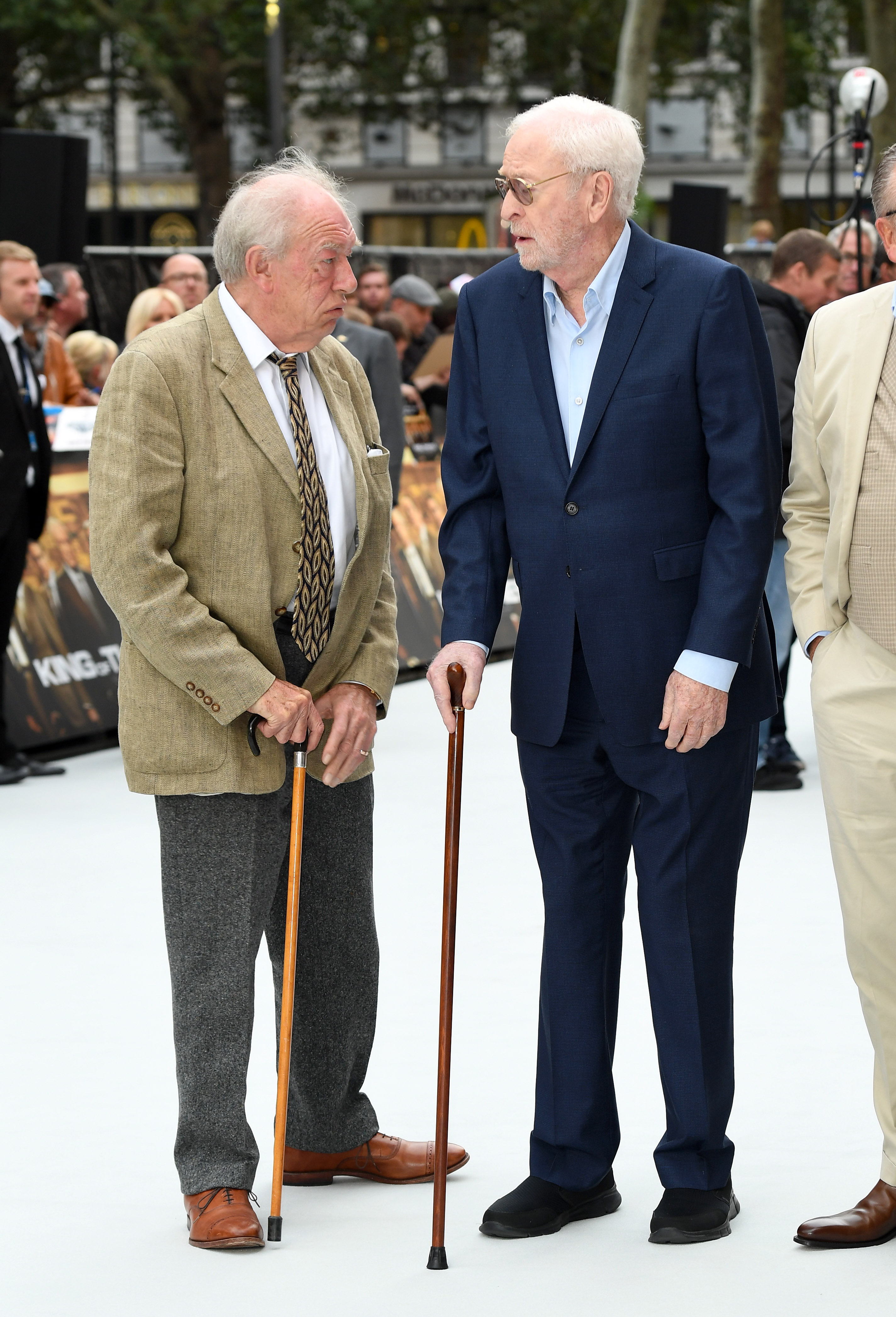 Sir Michael Caine and Sir Michael Gambon bei der Weltpremiere von "King Of Thieves" in London, England am 12. September 2018 | Quelle: Getty Images