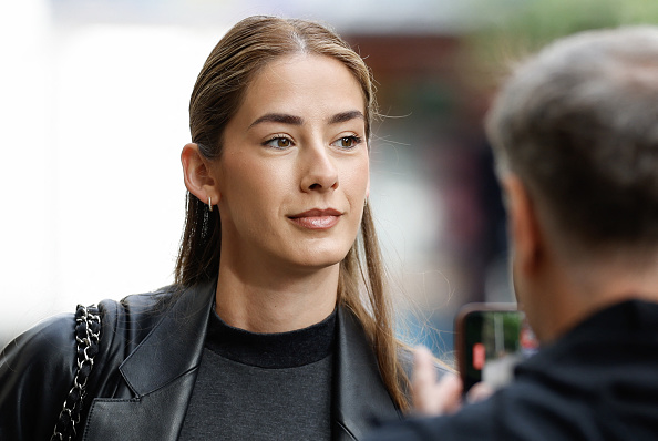 Brenda Patea, ehemalige Partnerin von Alexander Zverev, trifft am Berliner Gericht ein, Berlin, 31. Mai 2024. | Quelle: Getty Images