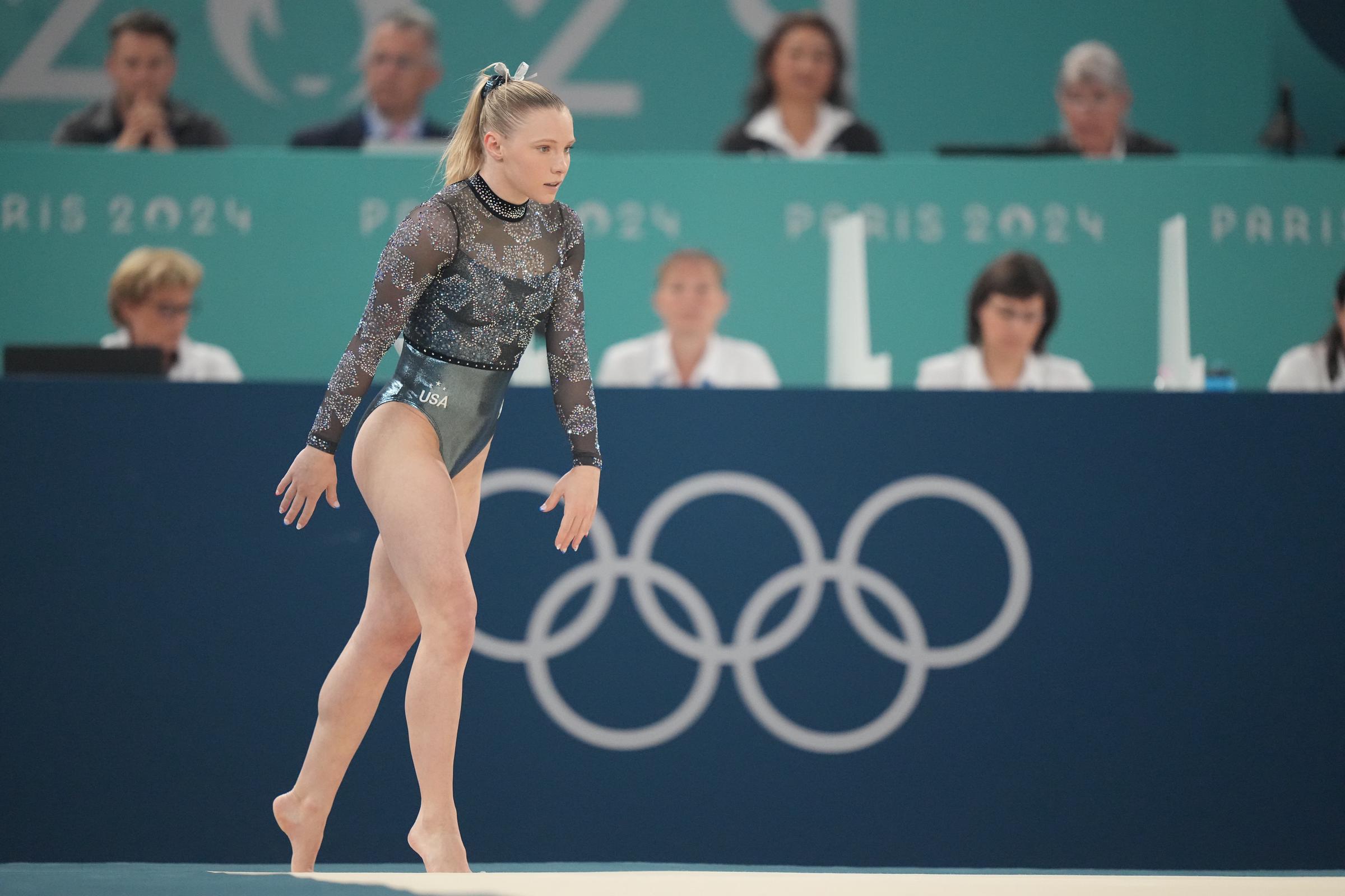 Jade Carey beim Turnen während der Qualifikation der Frauen in Paris, Frankreich am 28. Juli 2024 | Quelle: Getty Images