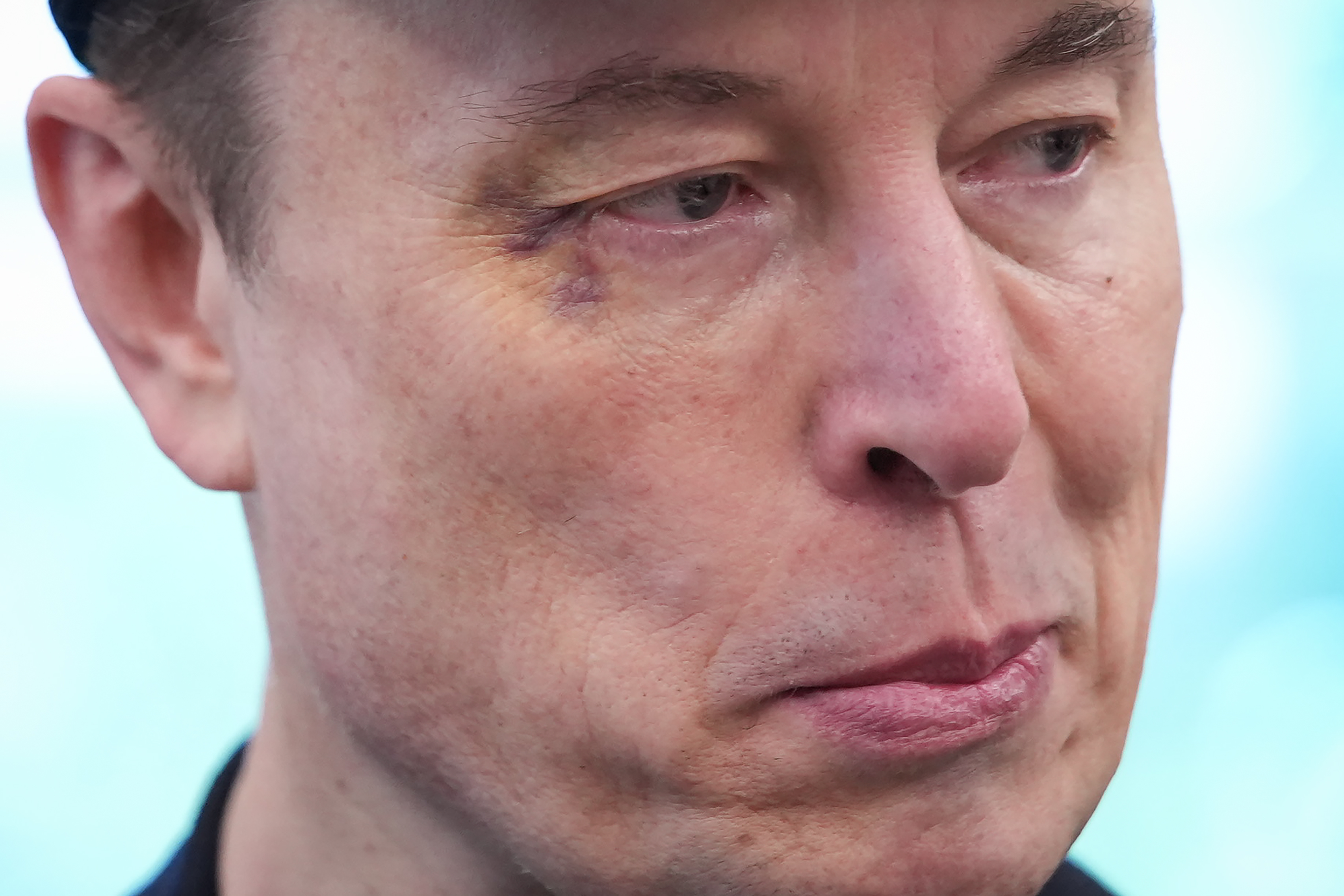 Musk, der als Berater von Trump diente und die Abteilung für Regierungseffizienz leitete, gab bekannt, dass er seine Rolle in der Trump-Administration aufgeben wird, um sich wieder auf seine Unternehmen zu konzentrieren.